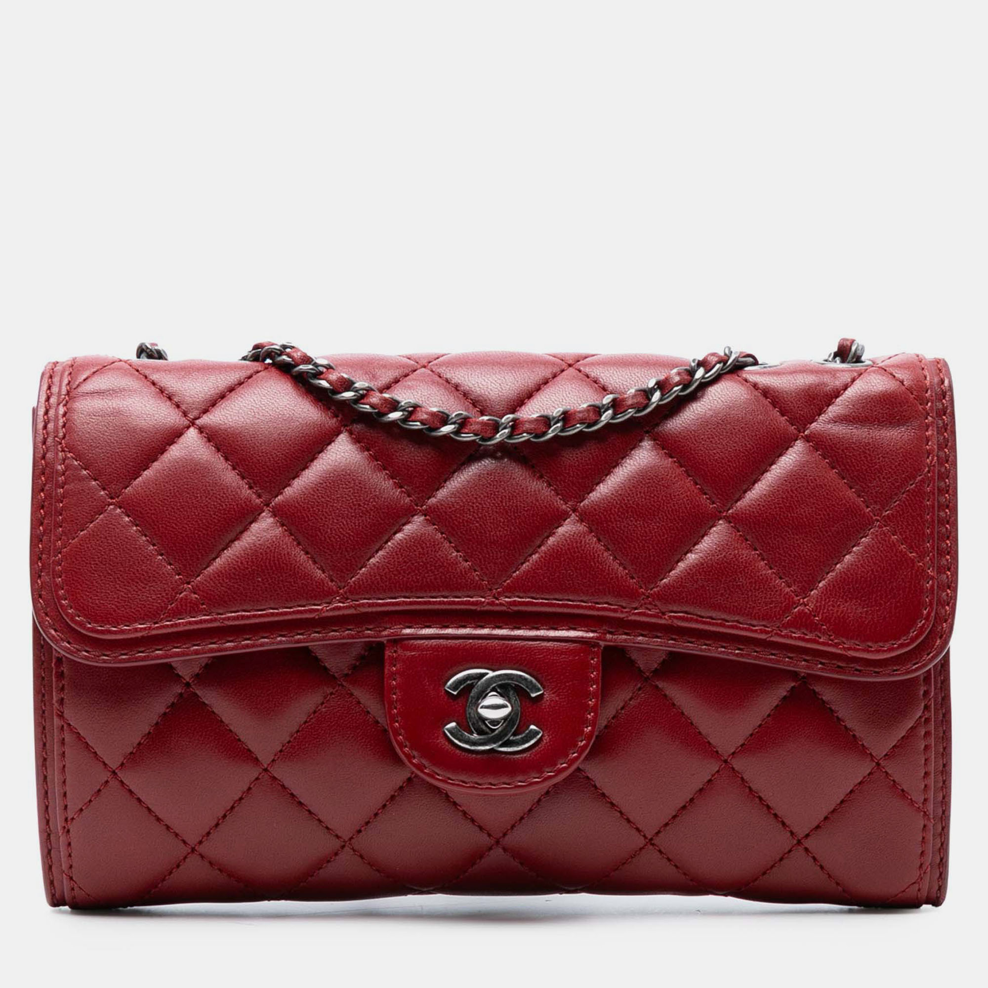 

Chanel Red Small Quilted Lambskin Citizen Zip Flap