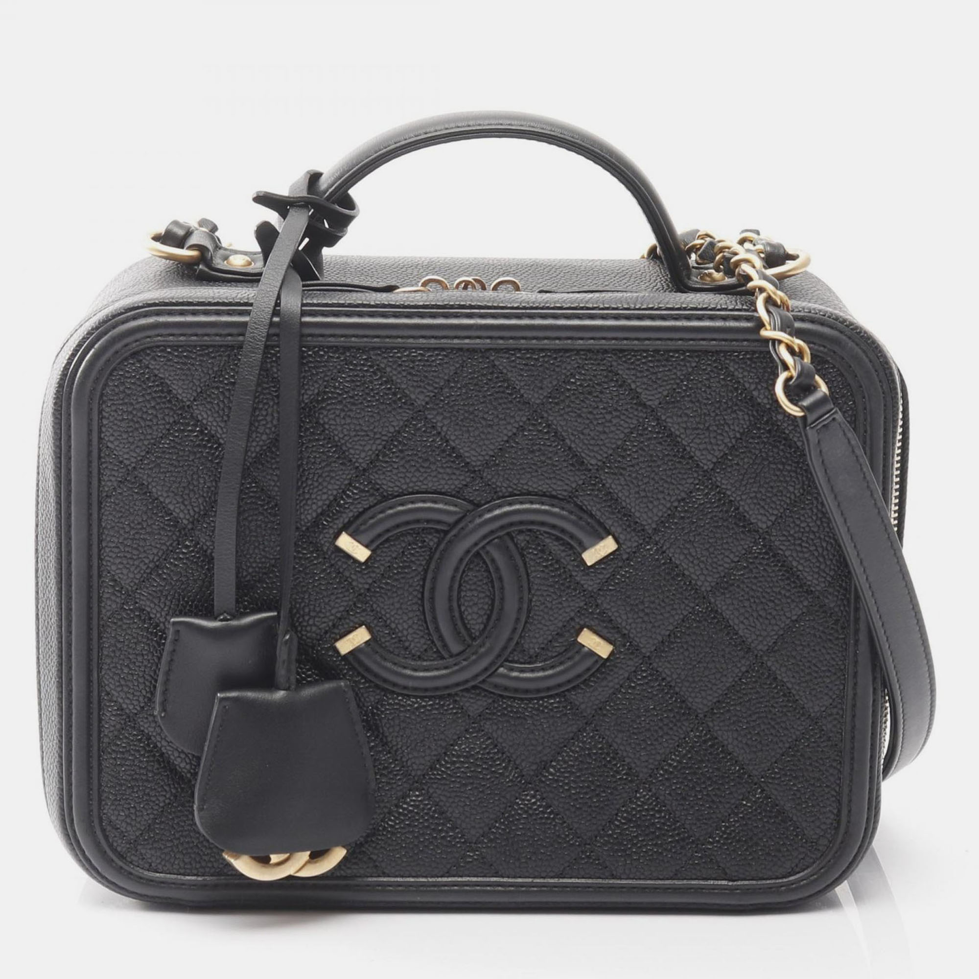 

Chanel CC Filigree Black Leather Shoulder Bag
