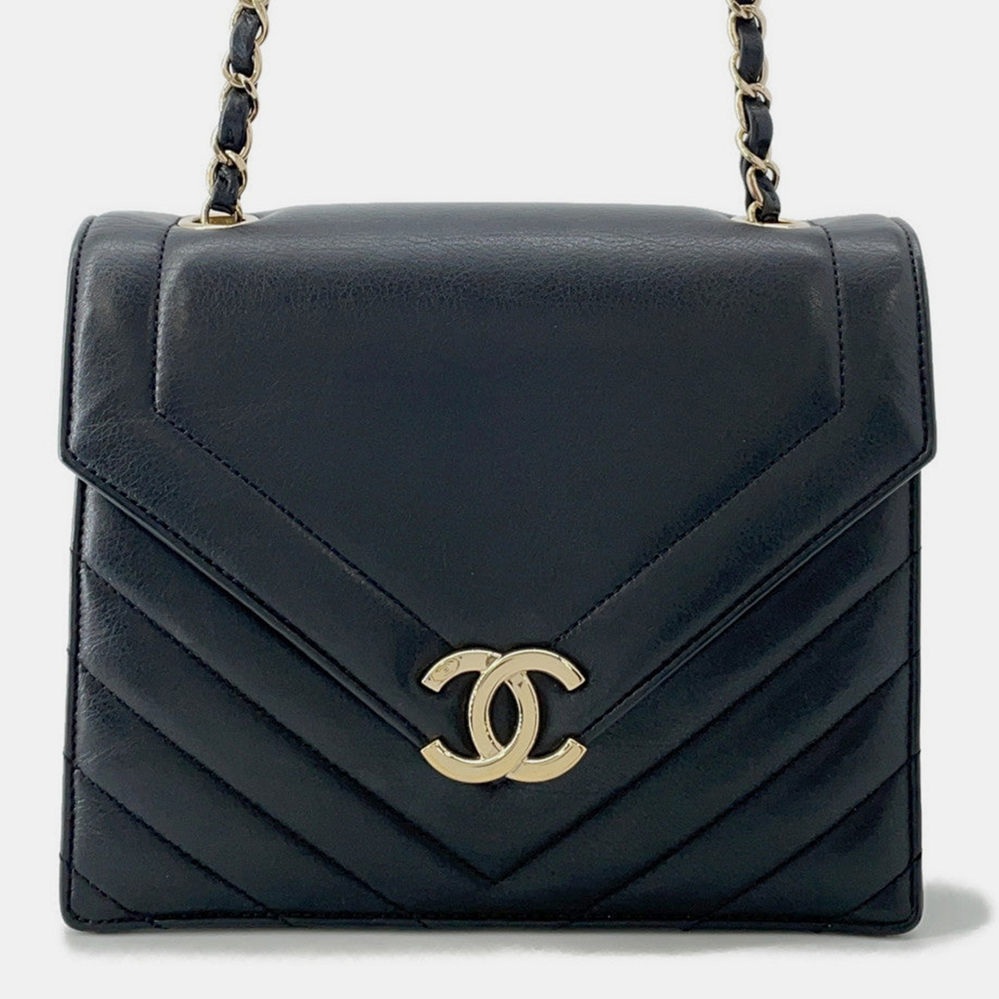 

Chanel Chevron Chain shoulder Bag Black Lambskin