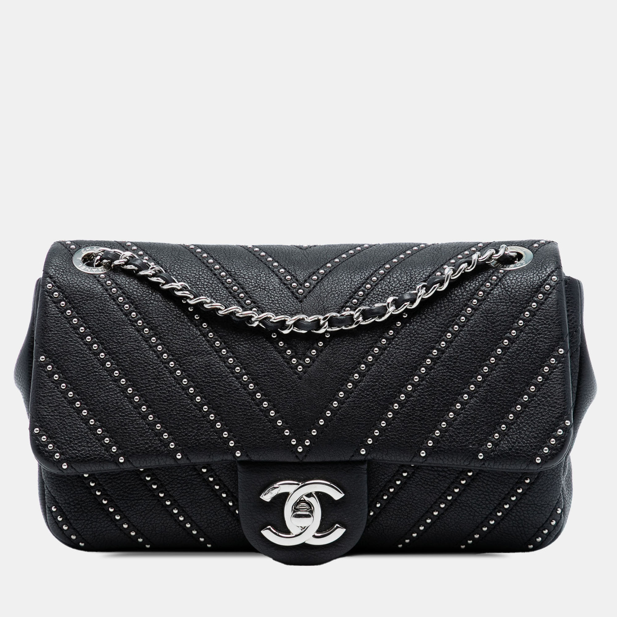 

Chanel Black Small Chevron Calfskin Stud Wars Flap