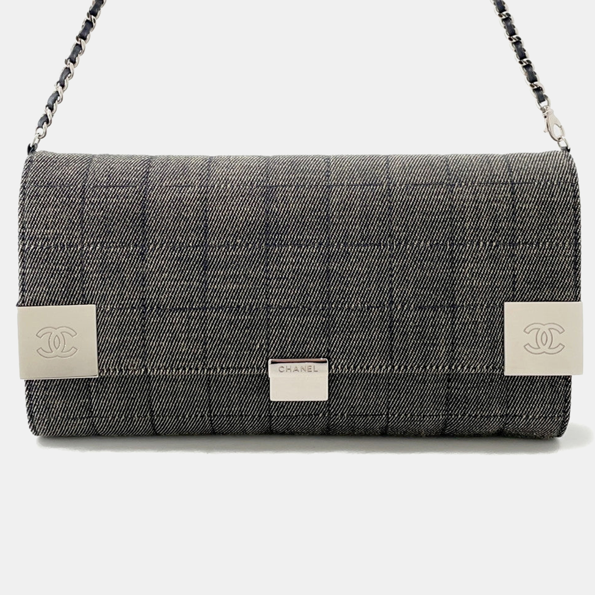 Pre-owned Chanel Chocolate Bar Chain Shoulder Bag Navy Denim In Blue