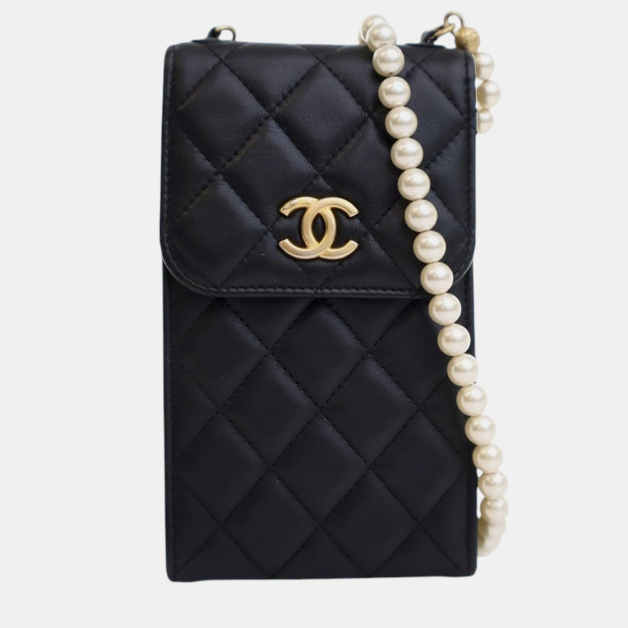 

Chanel Black CC Quilted Lambskin Pearl Phone Holder
