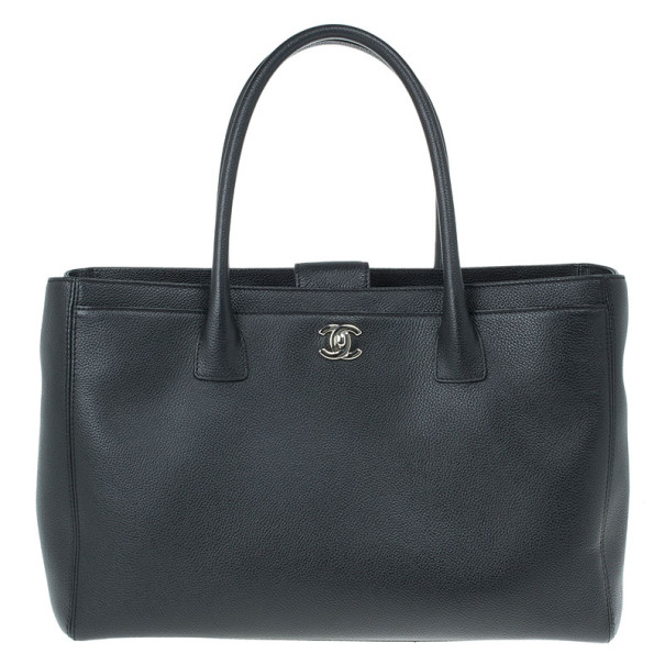 مملوكة مسبقًا Chanel Black Jumbo Black Caviar Leather Executive Cerf Tote