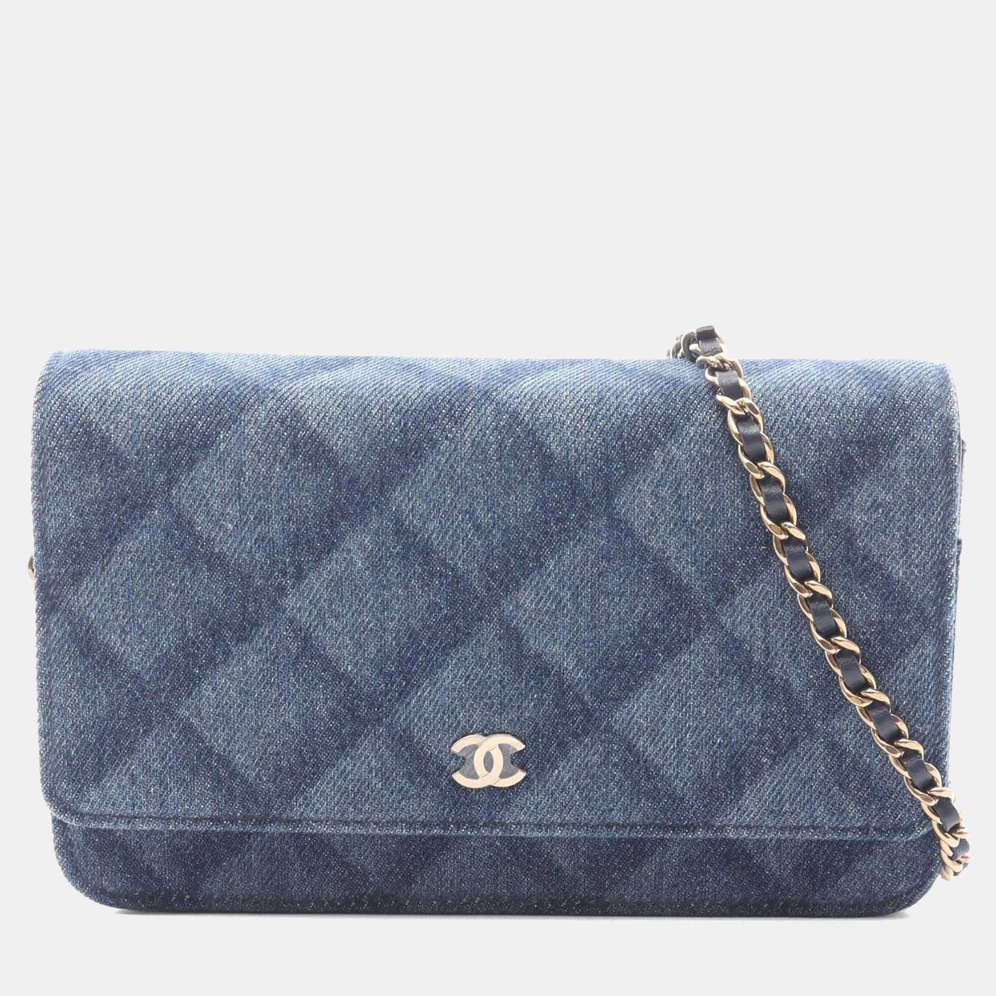 

Chanel Matelasse Navy Denim Crossbody Bag, Blue
