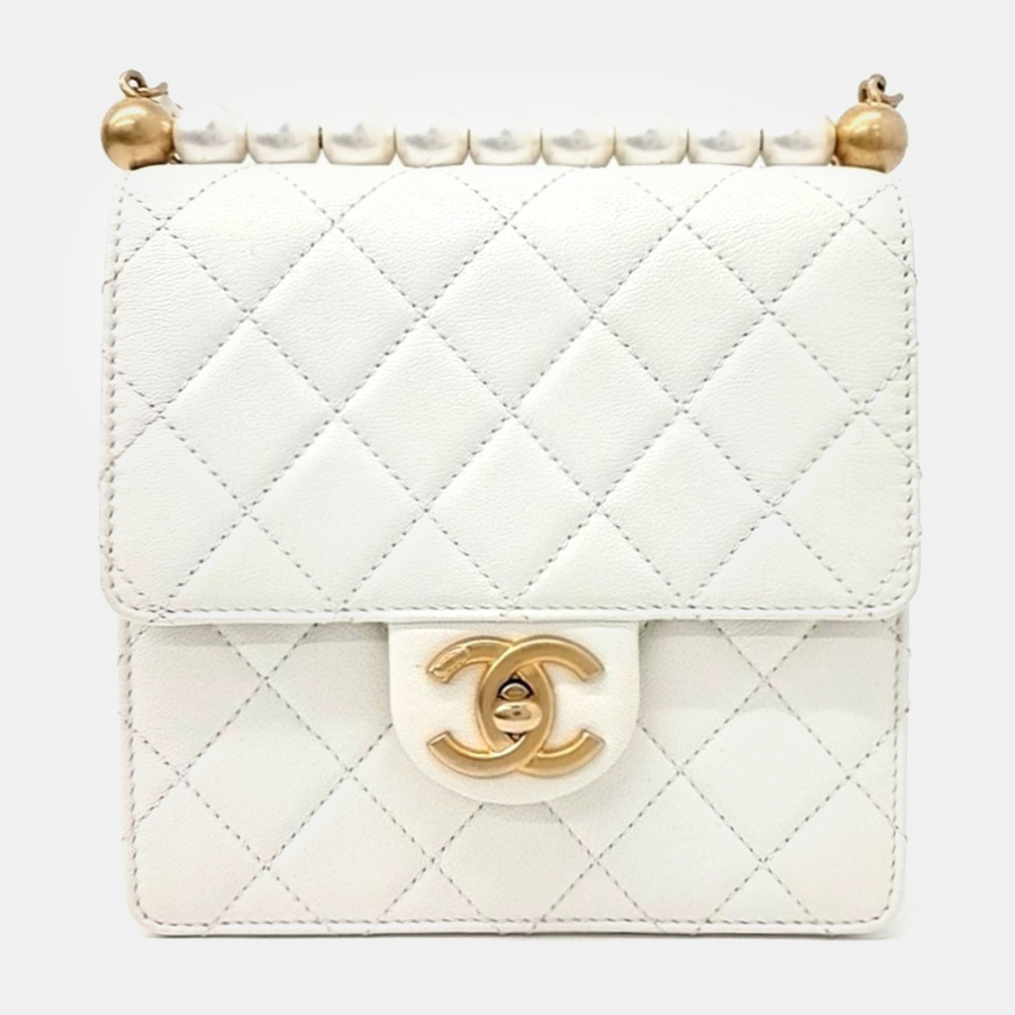 

Chanel White Leather Pearl Chain Crossbody Bag