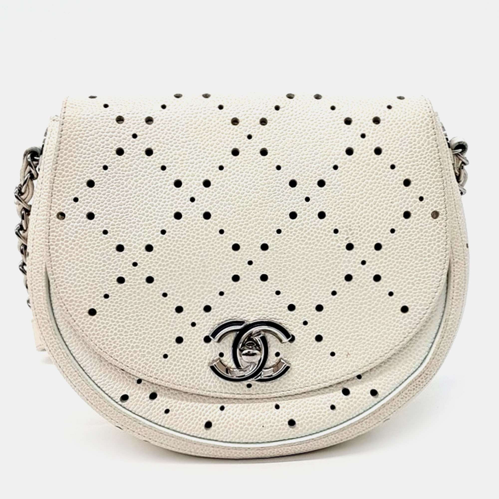 

Chanel Cream Leather Caviar Punching Crossbody Bag