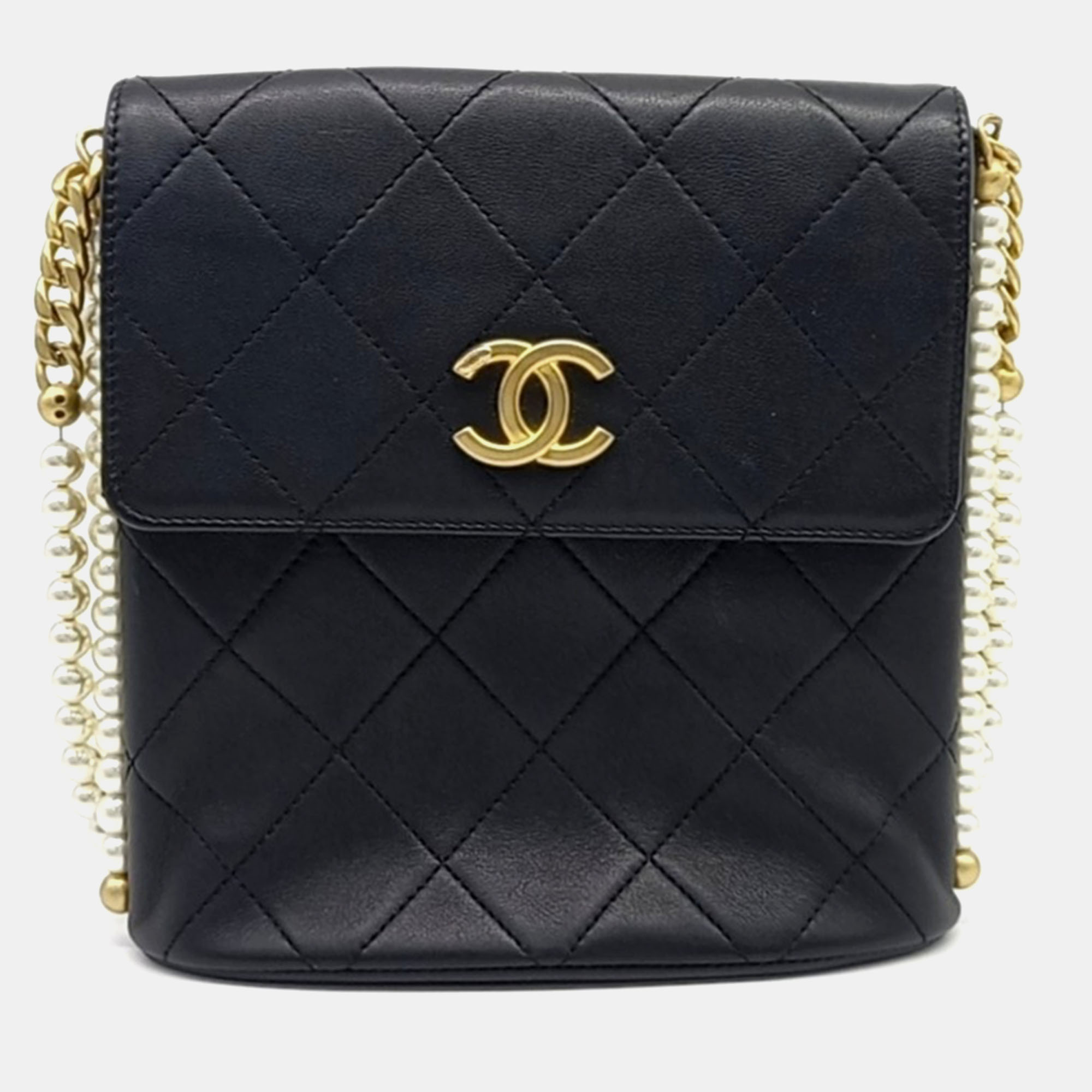 

Chanel Black Leather Pearl Small Hobo Bag