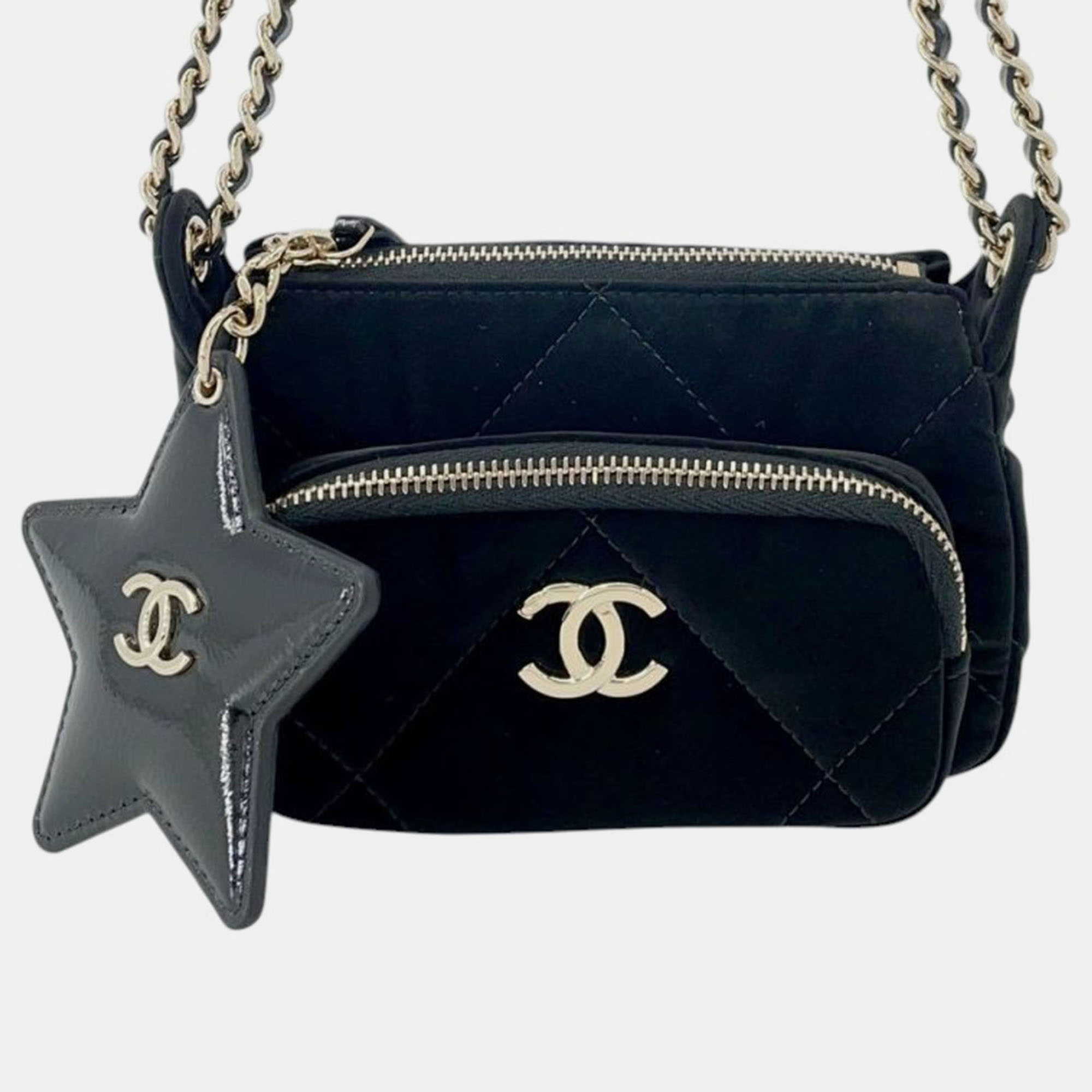 

Chanel Black Coco Neige Velvet Effect Nylon Clutch with Chain