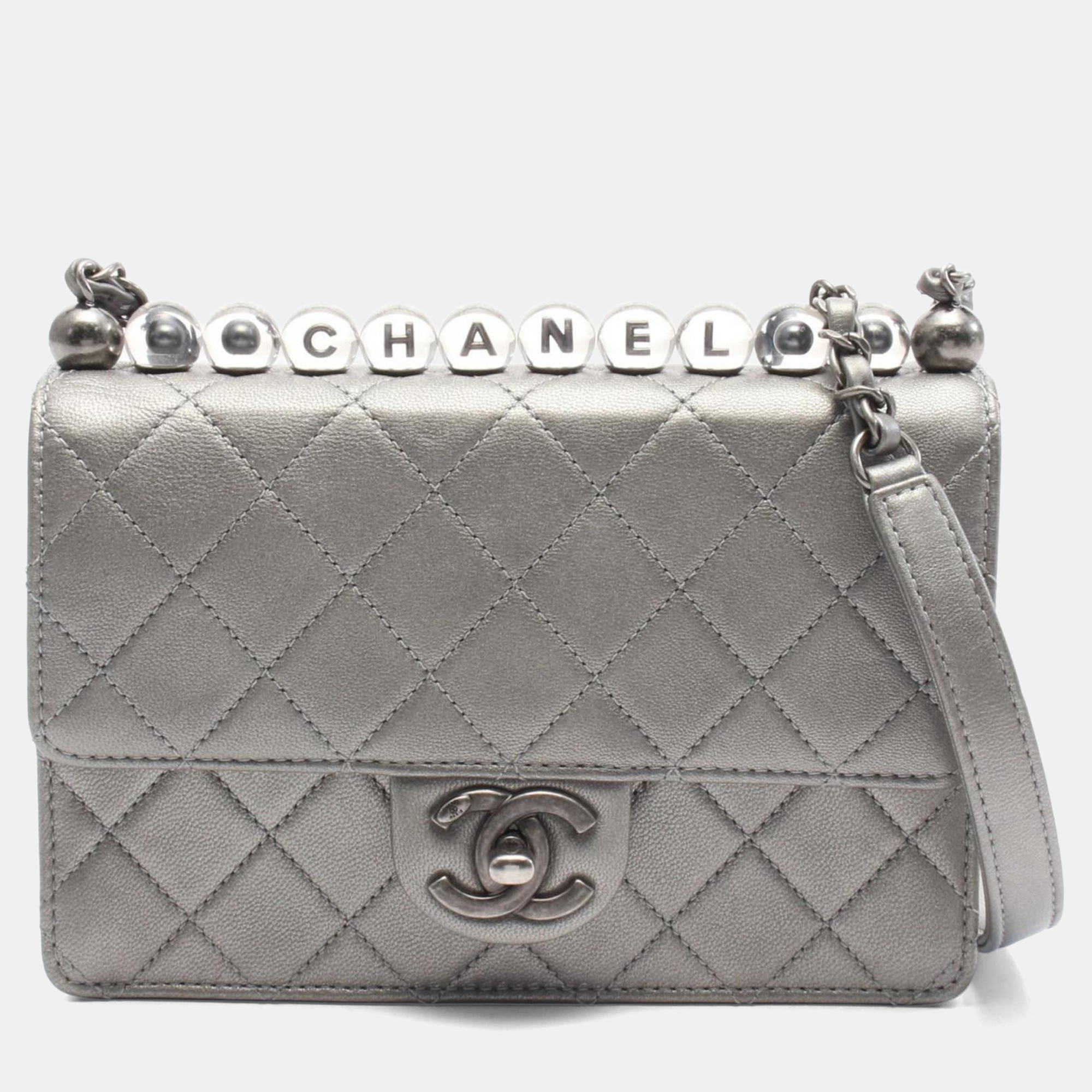 

Chanel Matelasse Shoulder Bag Leather Silver