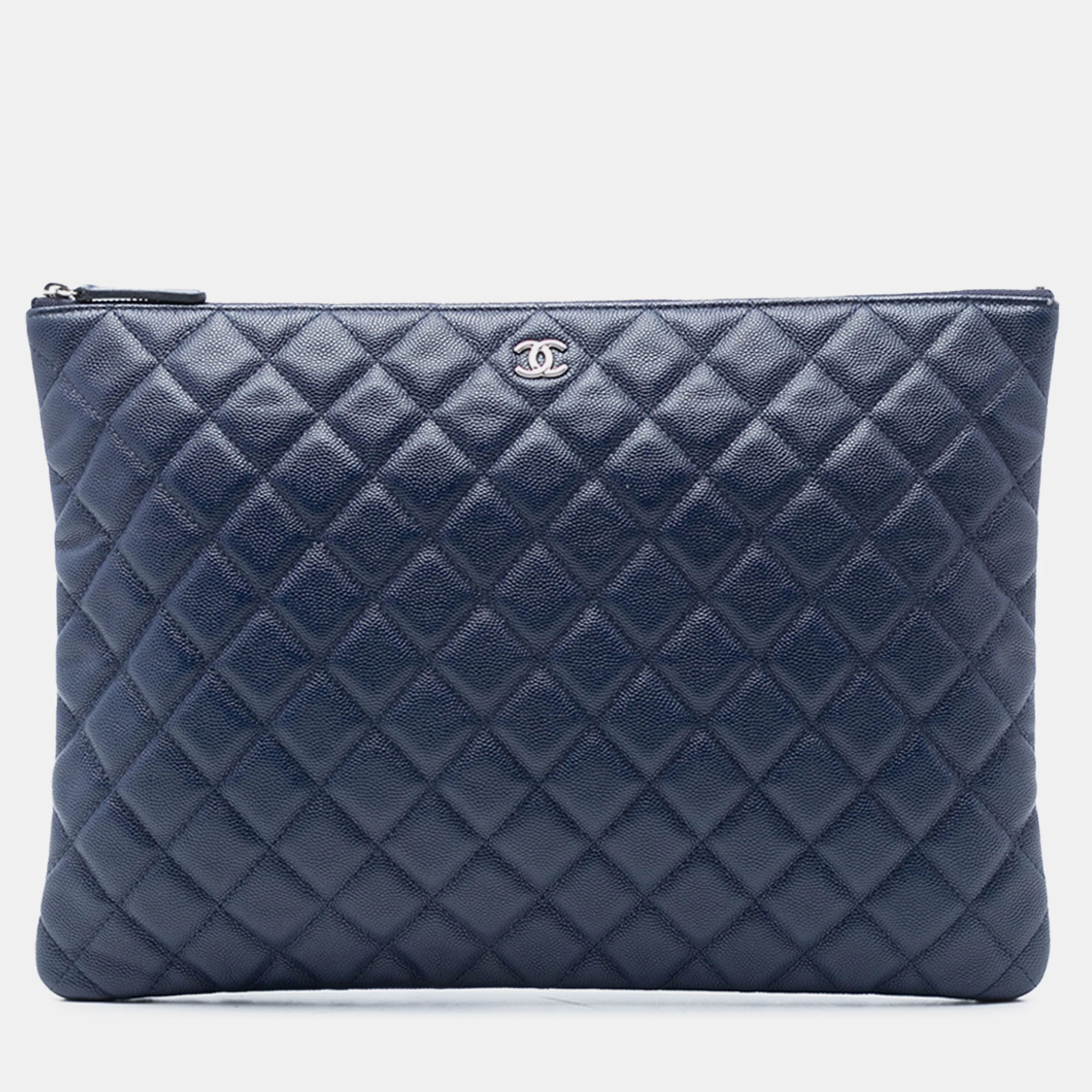 Pre-owned Chanel Blue Large Quilted Caviar O Case Clutch