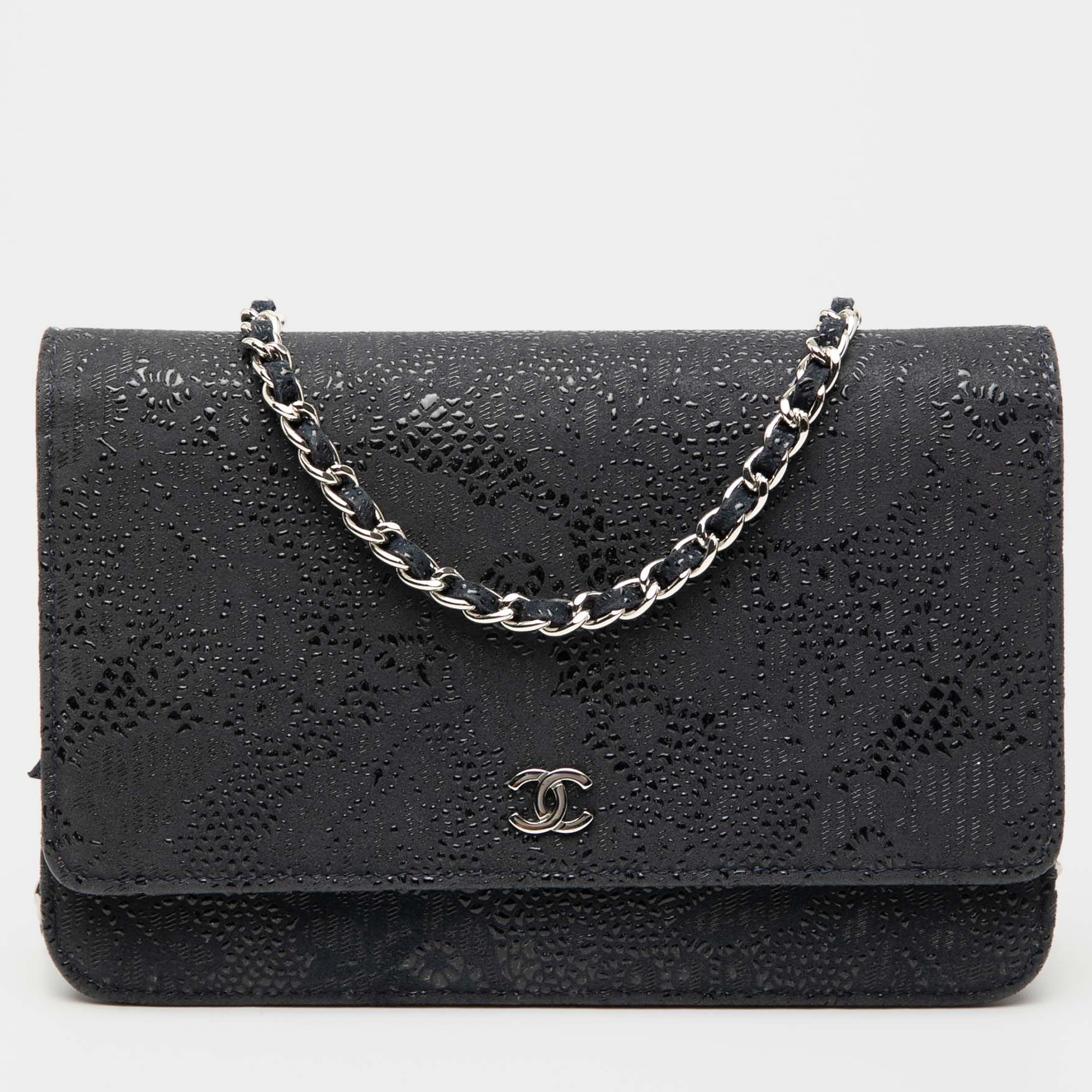 

Chanel Blue CC Lace Overlay Goatskin Wallet On Chain