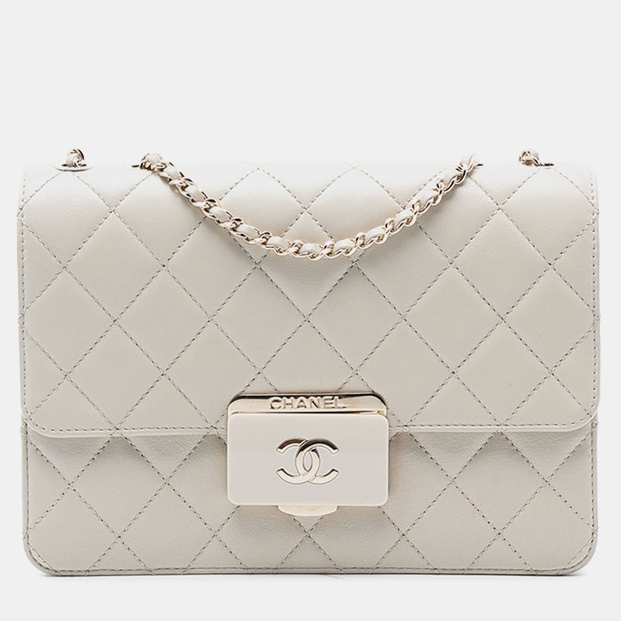 

Chanel White Quilted Lambskin Beauty Lock Flap