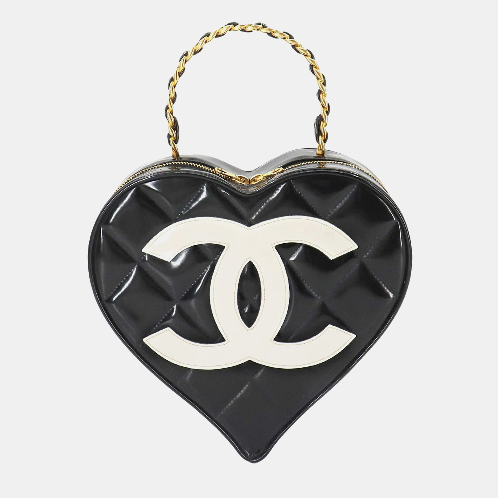 

Chanel CC Heart Mini Black/White Enamel Vanity Bag