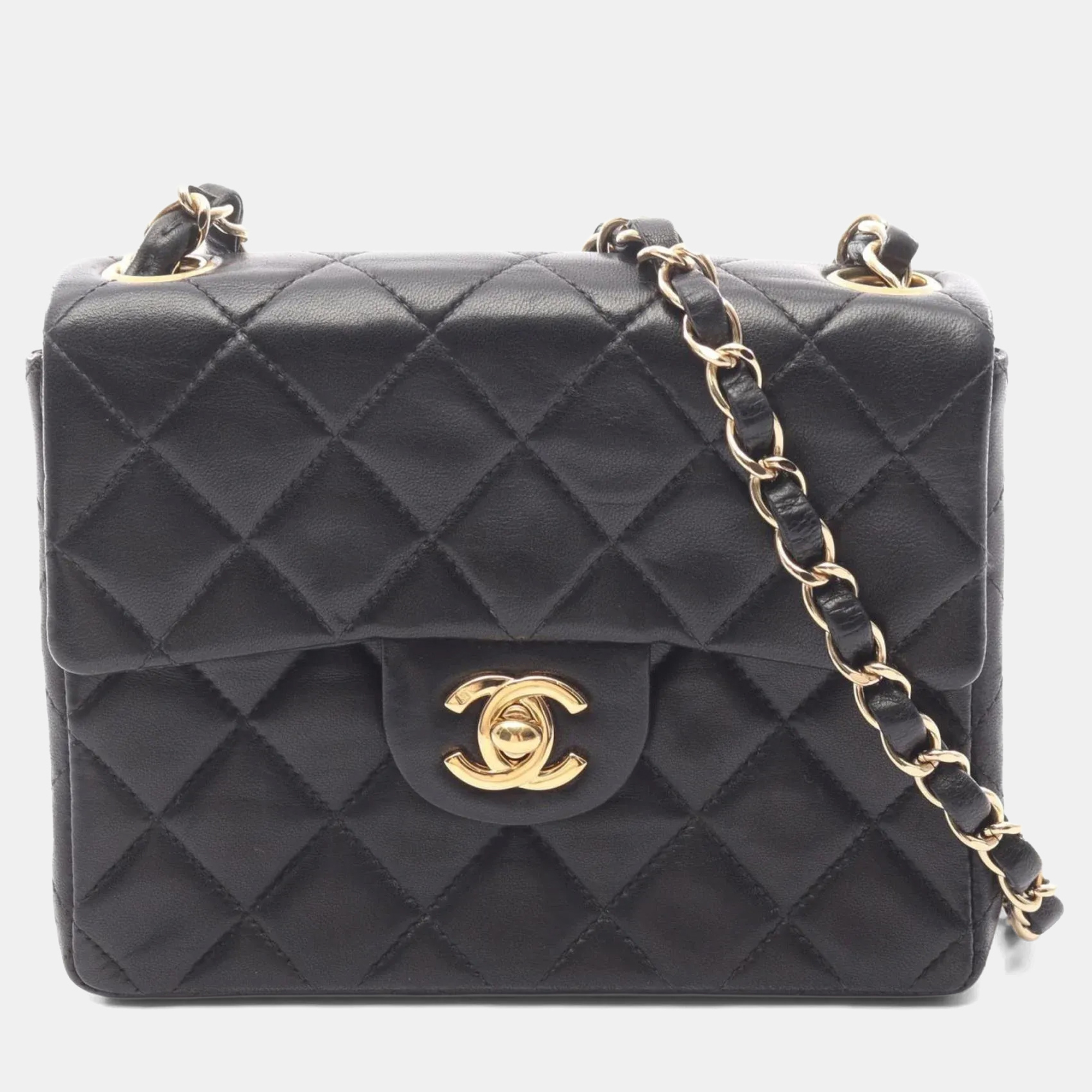 

Chanel Mini Matelasse Shoulder Bag Lambskin Leather Black