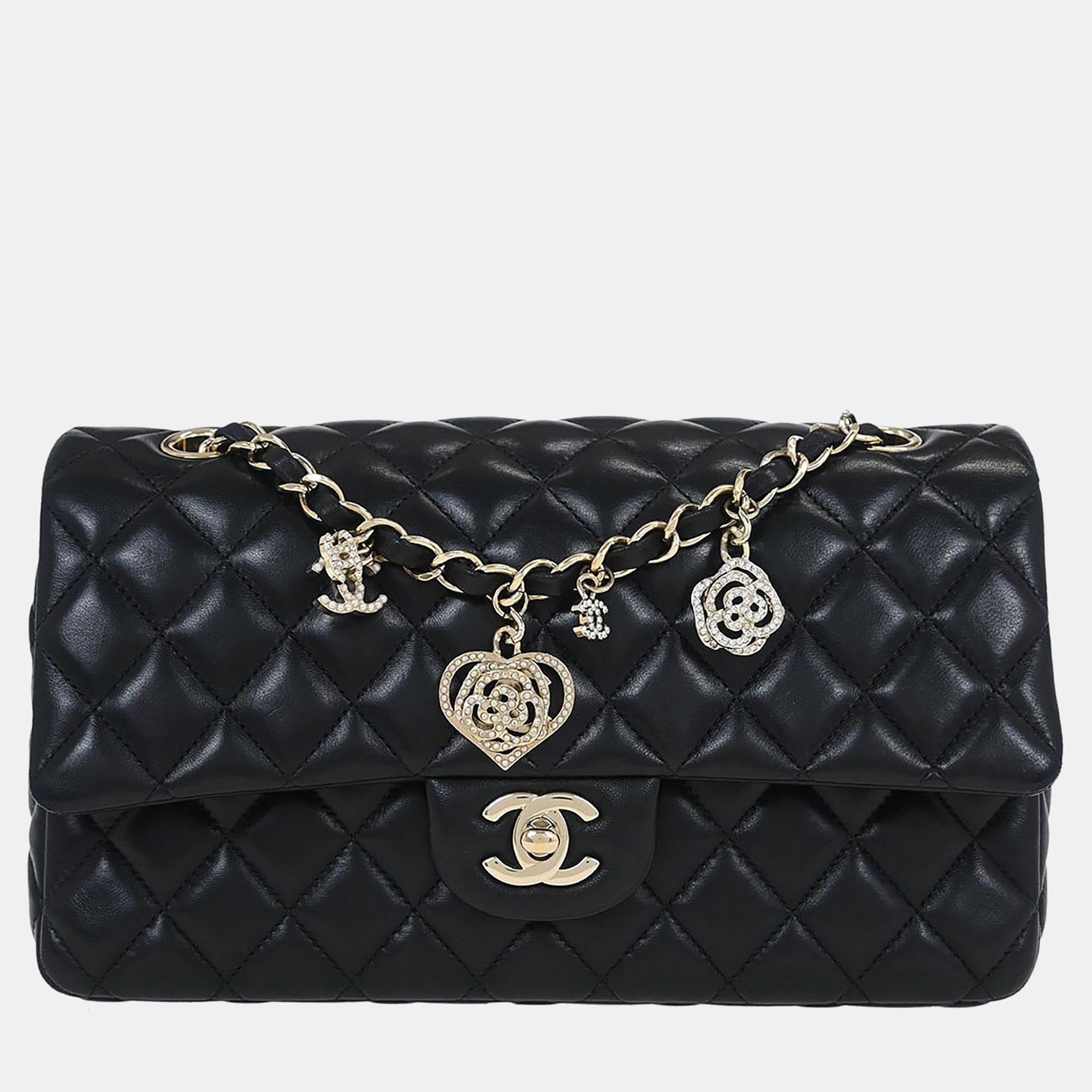 

Chanel Black Lambskin Single Flap Shoulder Bag
