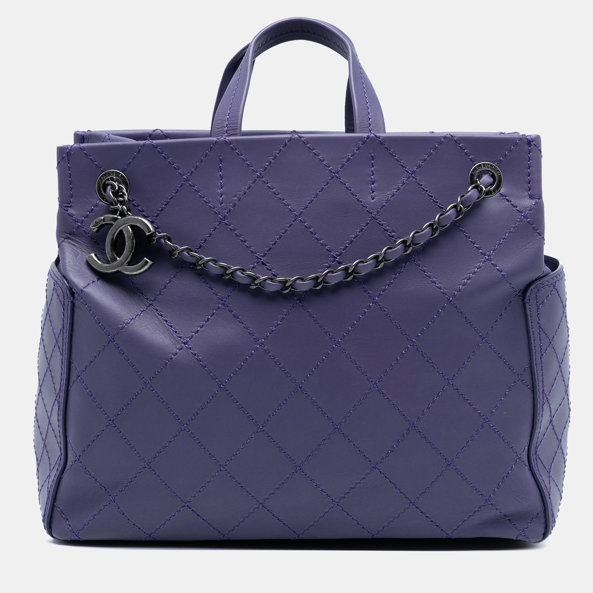 

Chanel Purple Medium CC Quilted Calfskin Pocket Tote