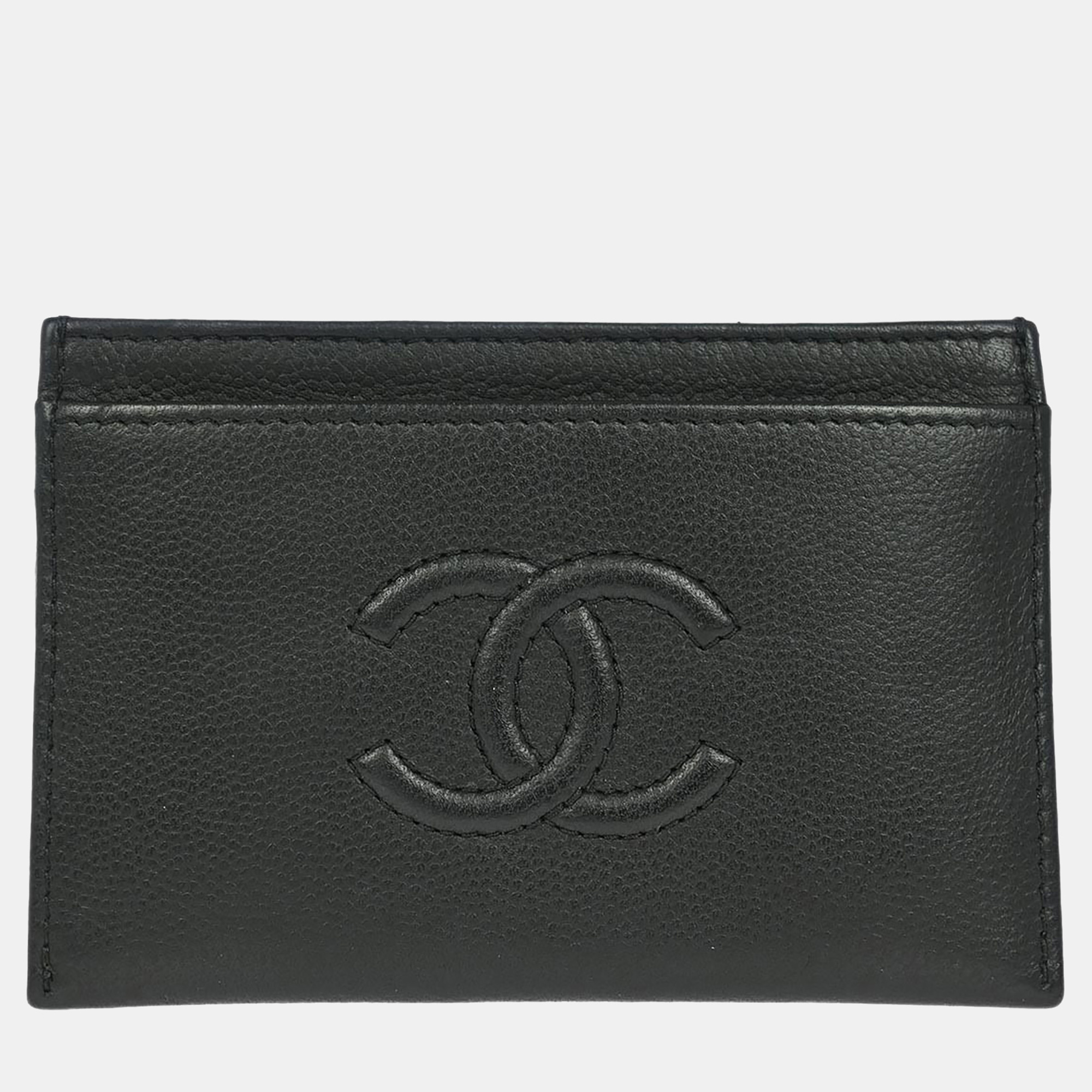 

Chanel Black Calfskin Cardholder Small