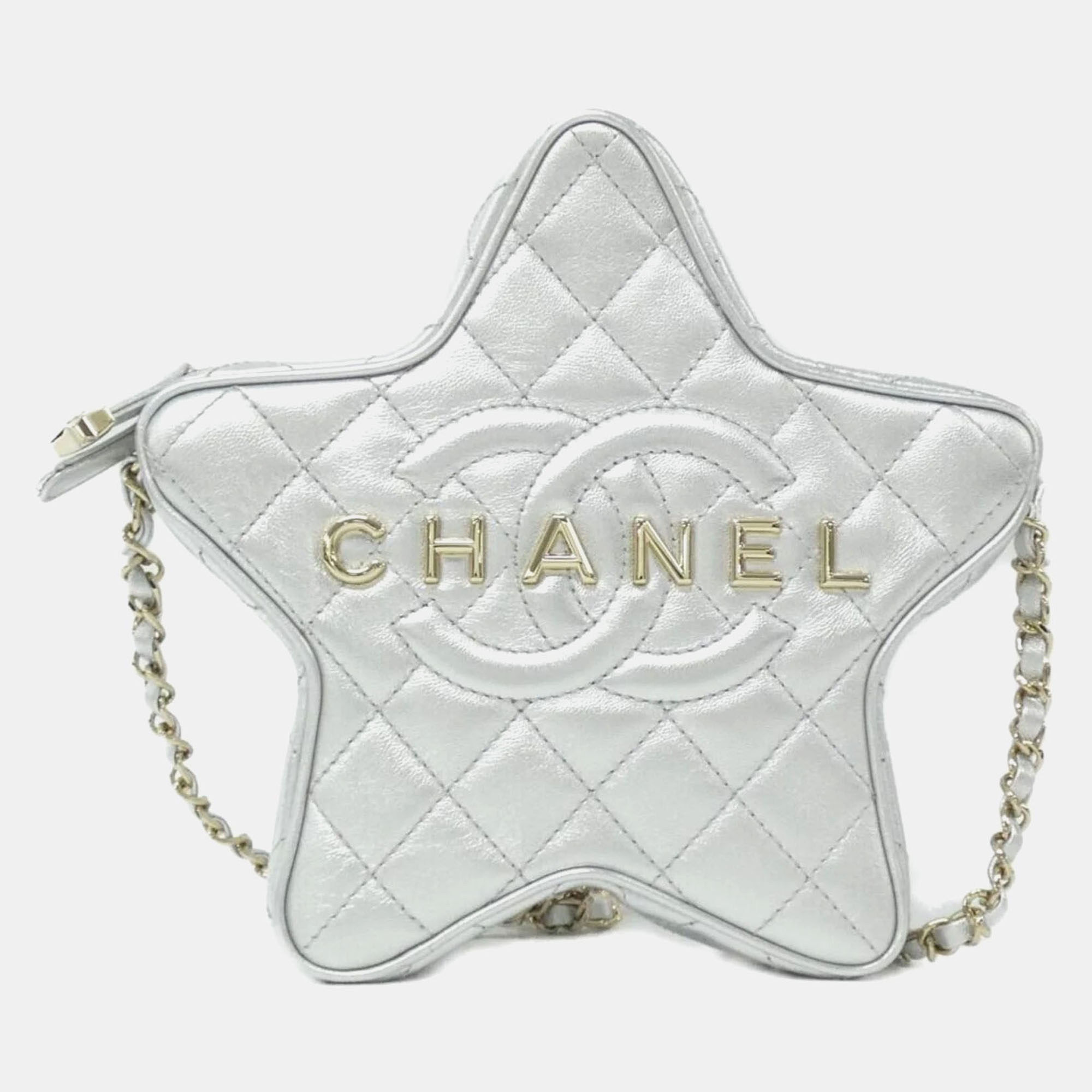 

Chanel Silver Leather Shoulder Bag
