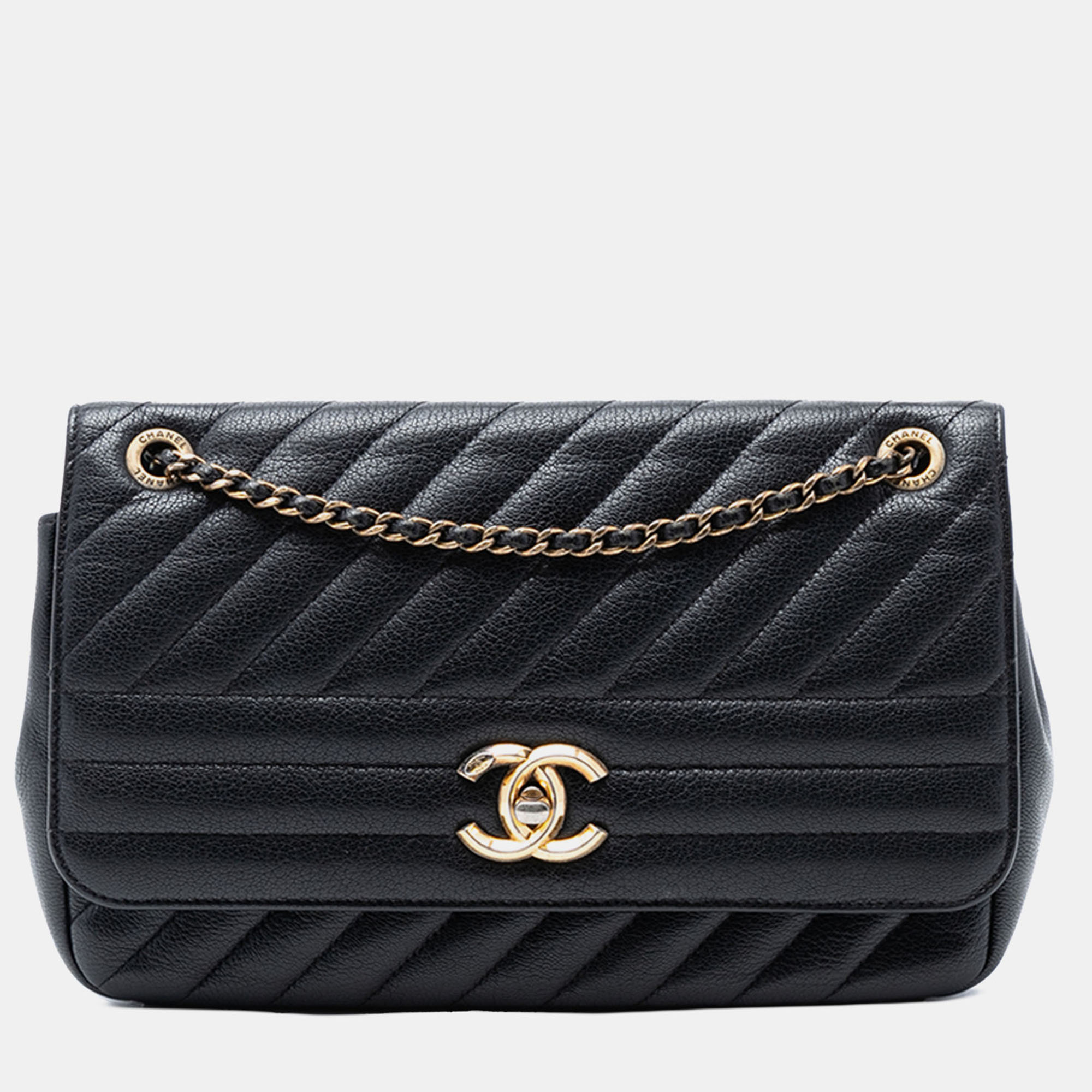 

Chanel Black Medium Diagonal Quilted Goatskin Flap