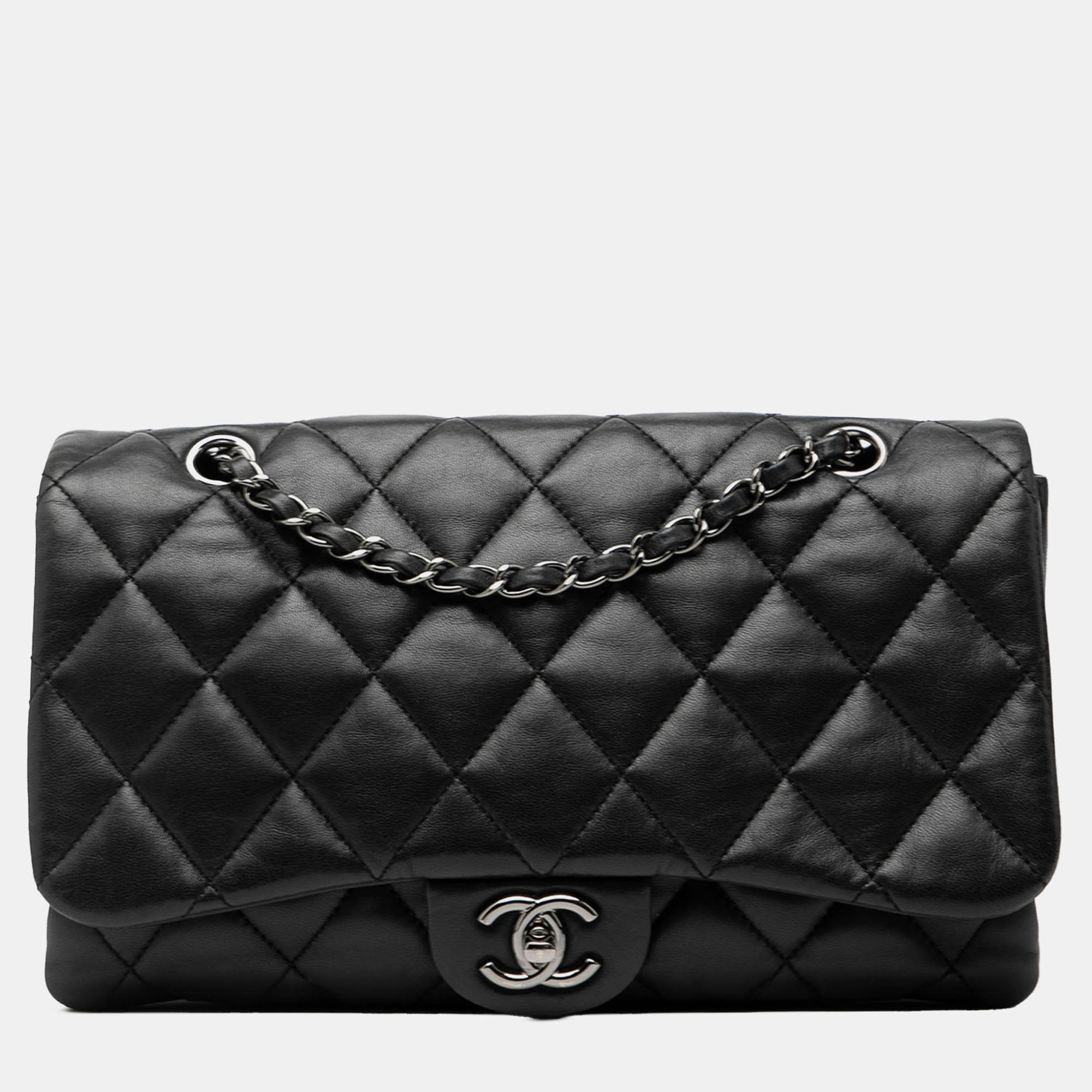 

Chanel Black Jumbo Classic Lambskin 3 Compartment Flap