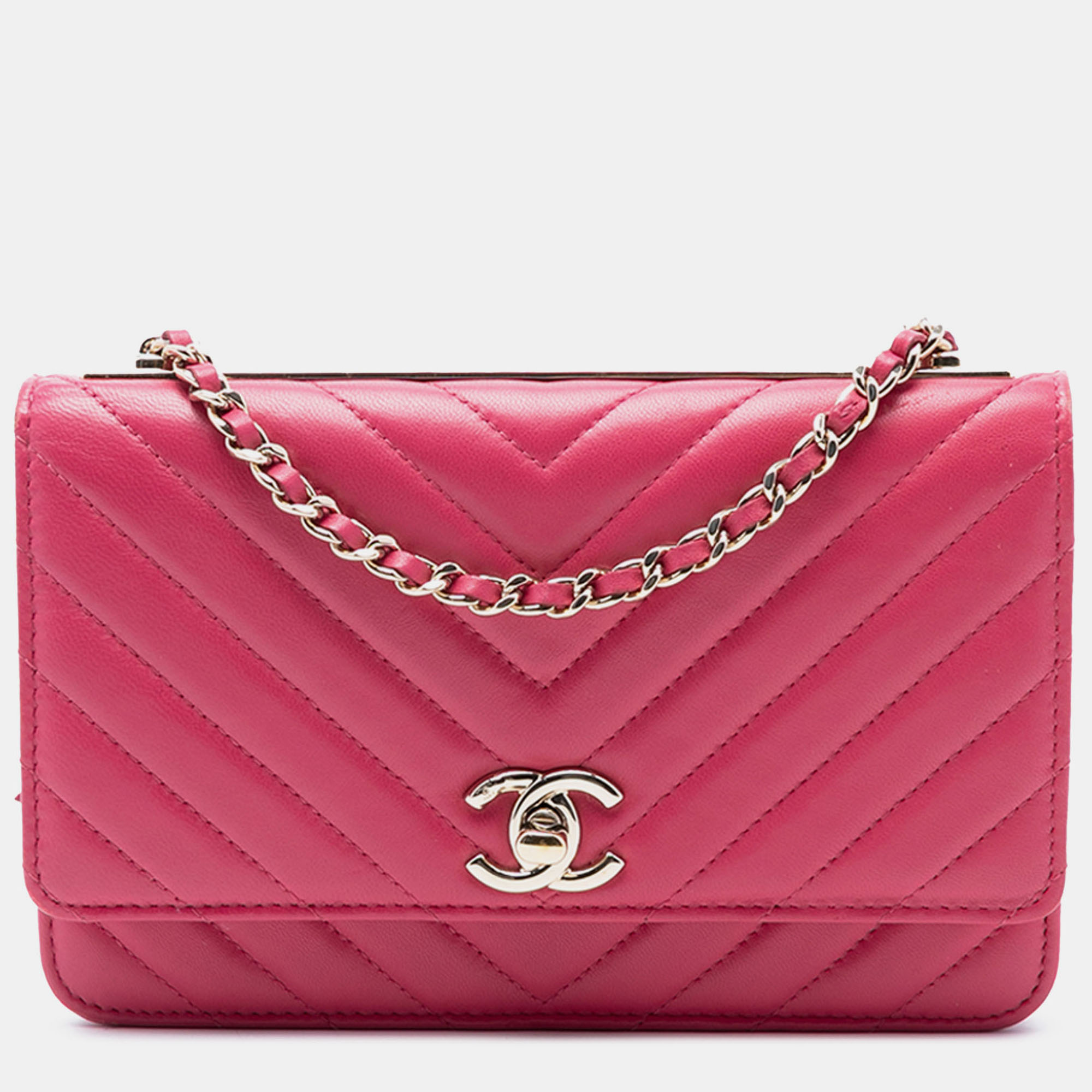 

Chanel Pink Chevron Lambskin Trendy CC Chain Wallet on Chain