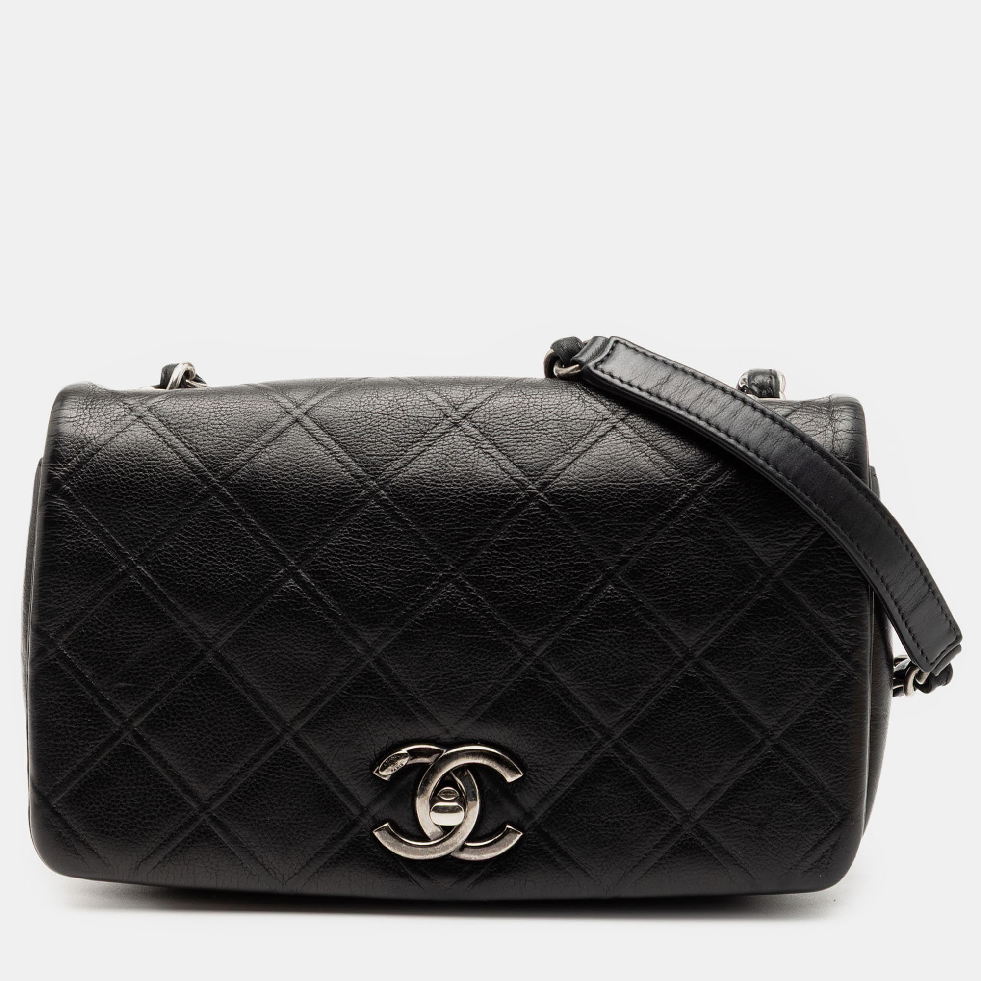 

Chanel Black Small Diamond Embossed Calfskin New Chic Flap