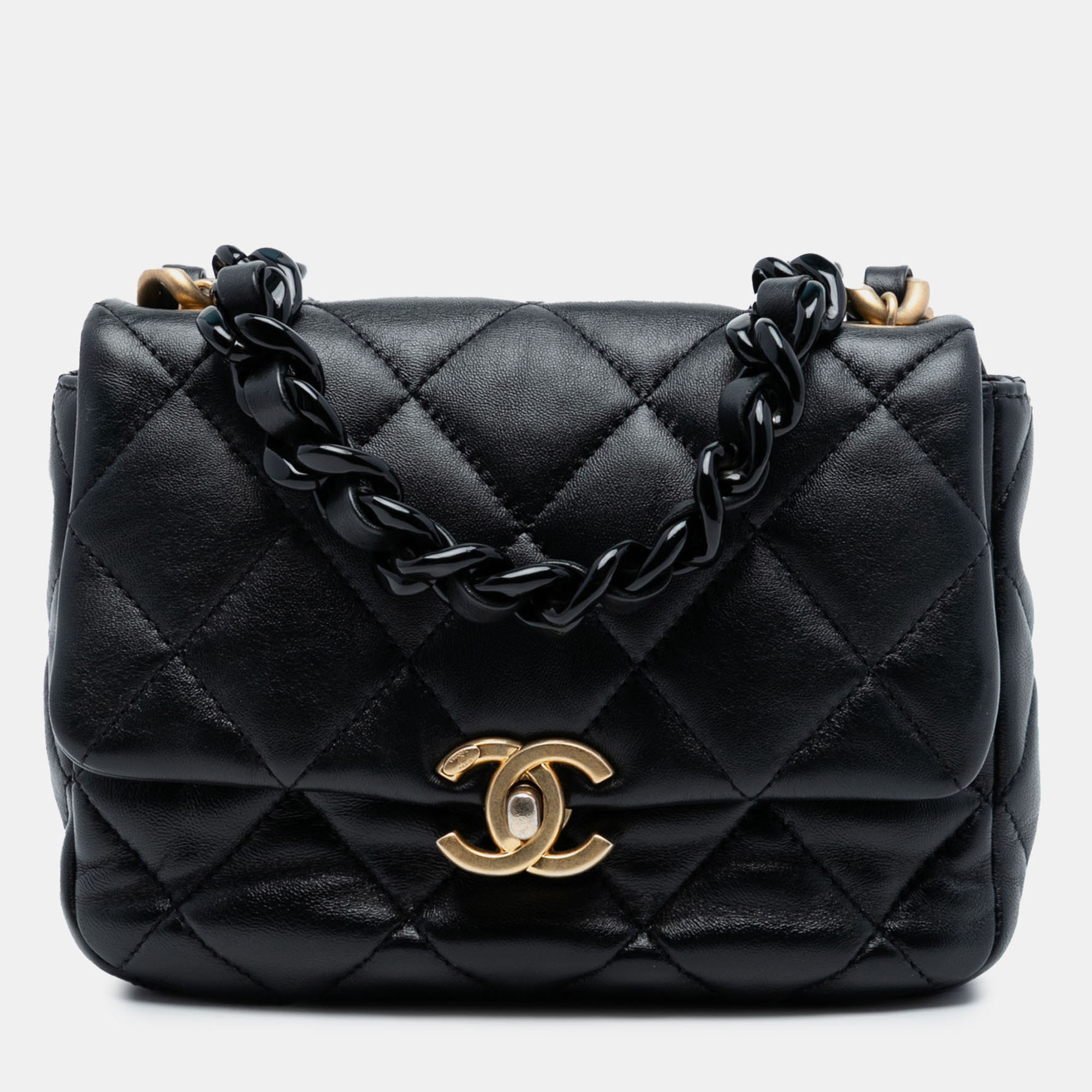 

Chanel Black Mini Quilted Lambskin Lacquered Chain Flap