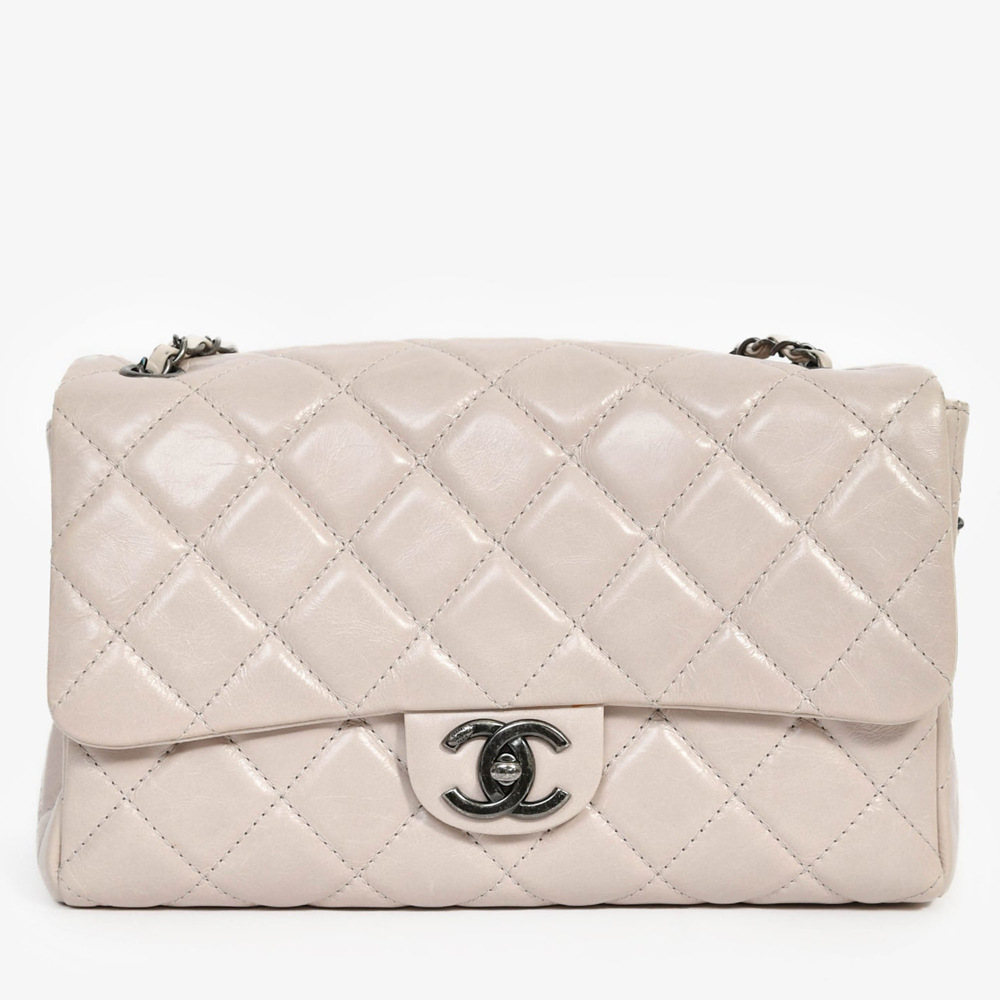 

Chanel 2014 Light Taupe Aged Calfskin Leather Jumbo Single Flap, Beige