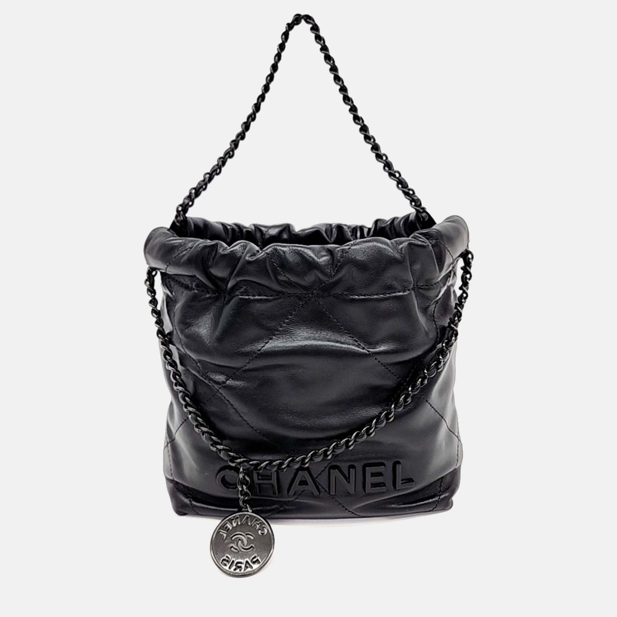 

Chanel Black Leather 22 Bag Mini