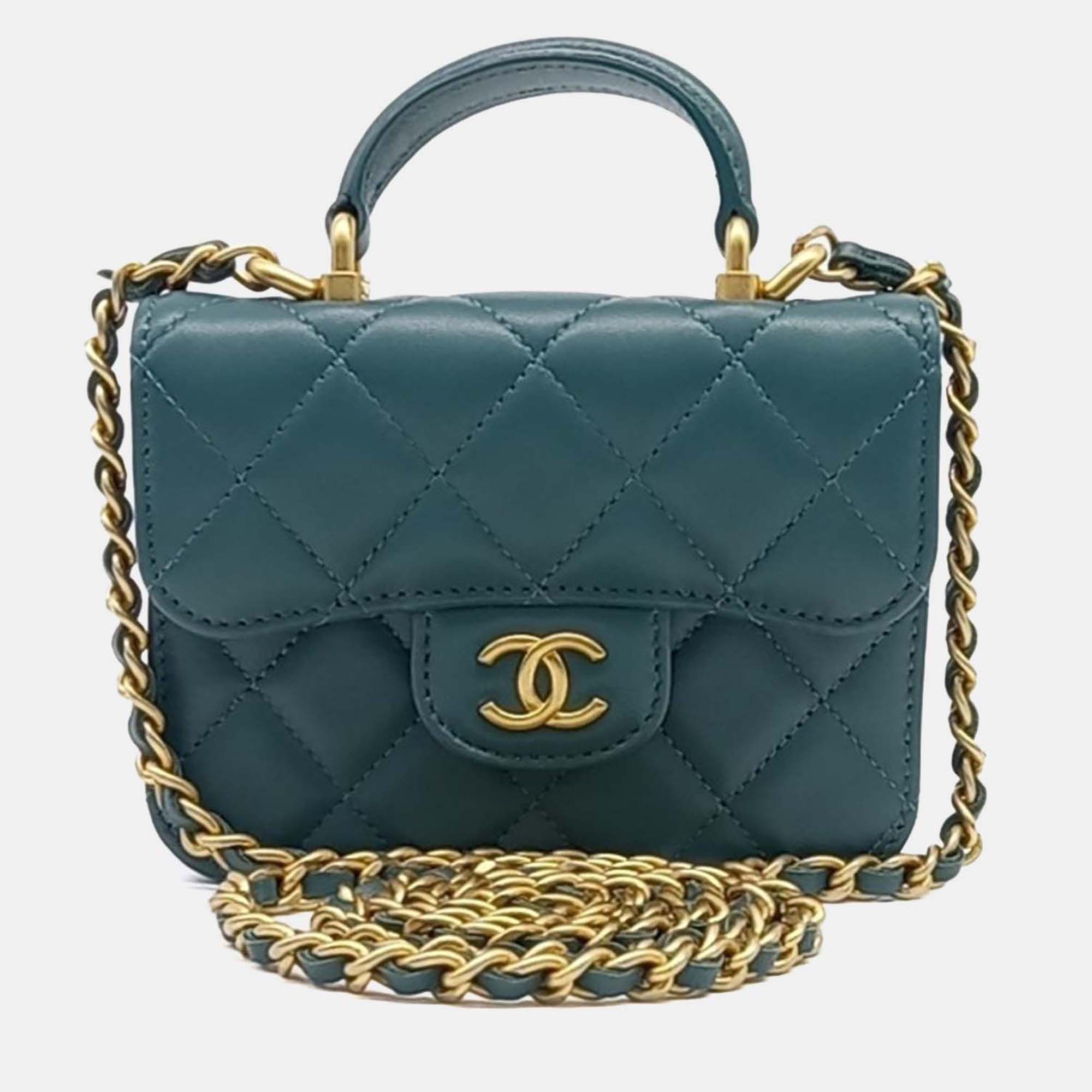 

Chanel Green Leather Top-Handle Coin Pulse Chain Bag