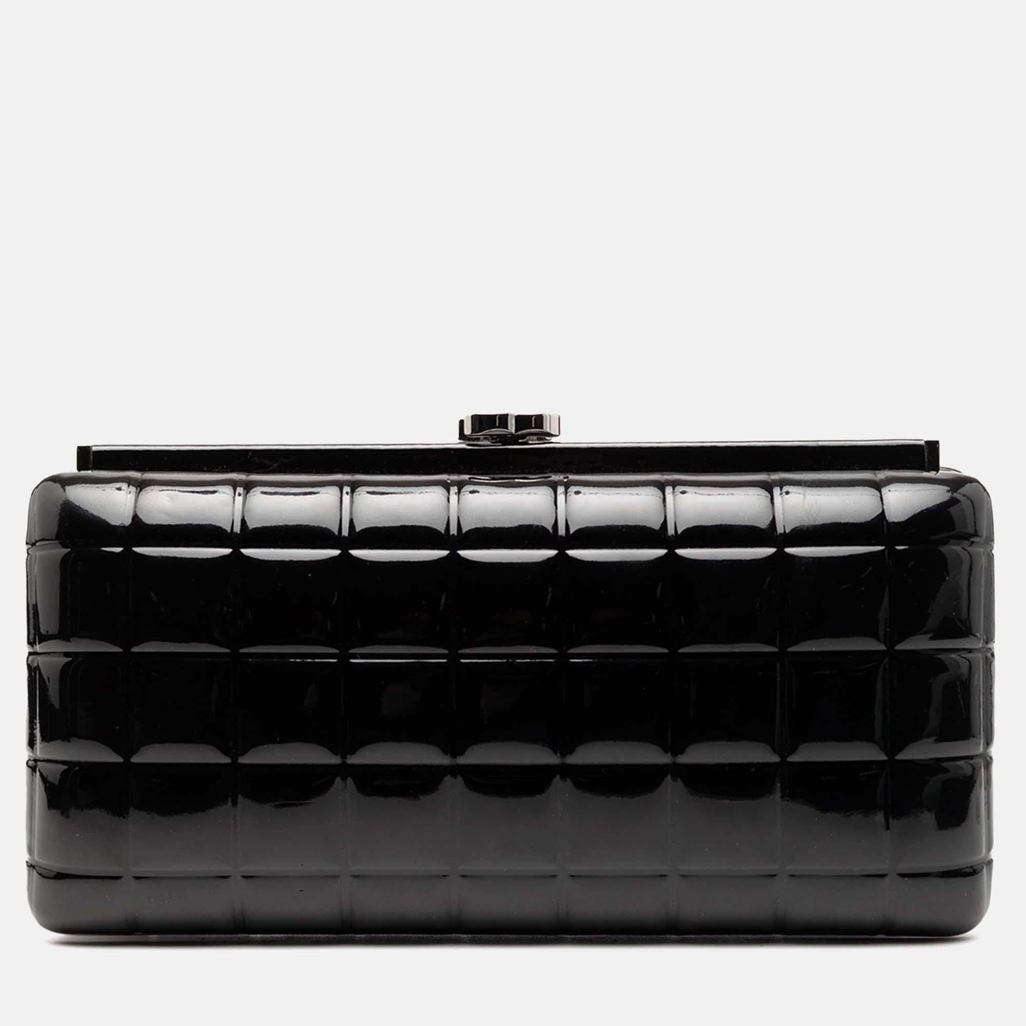

Chanel Black CC Chocolate Bar Patent Frame Clutch