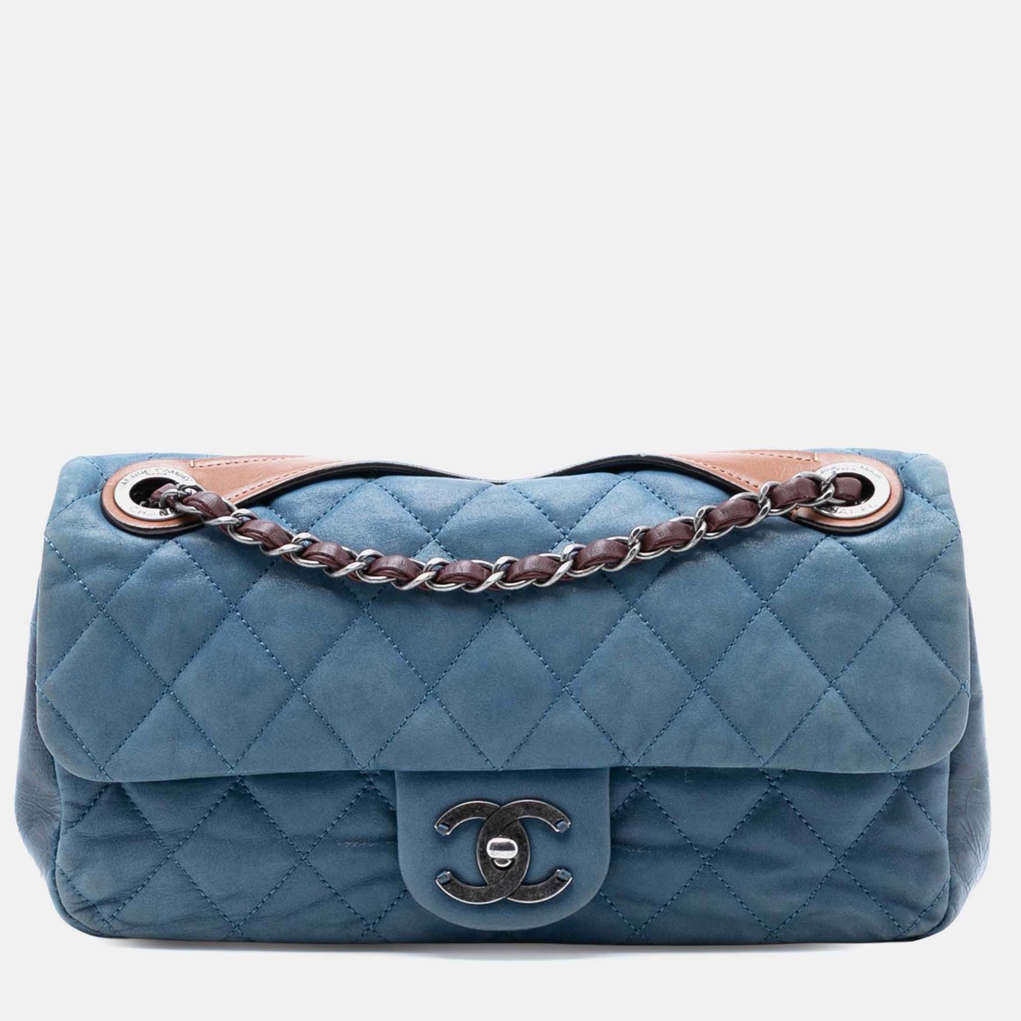 

Chanel Blue Medium Iridescent Calfskin In The Mix Flap