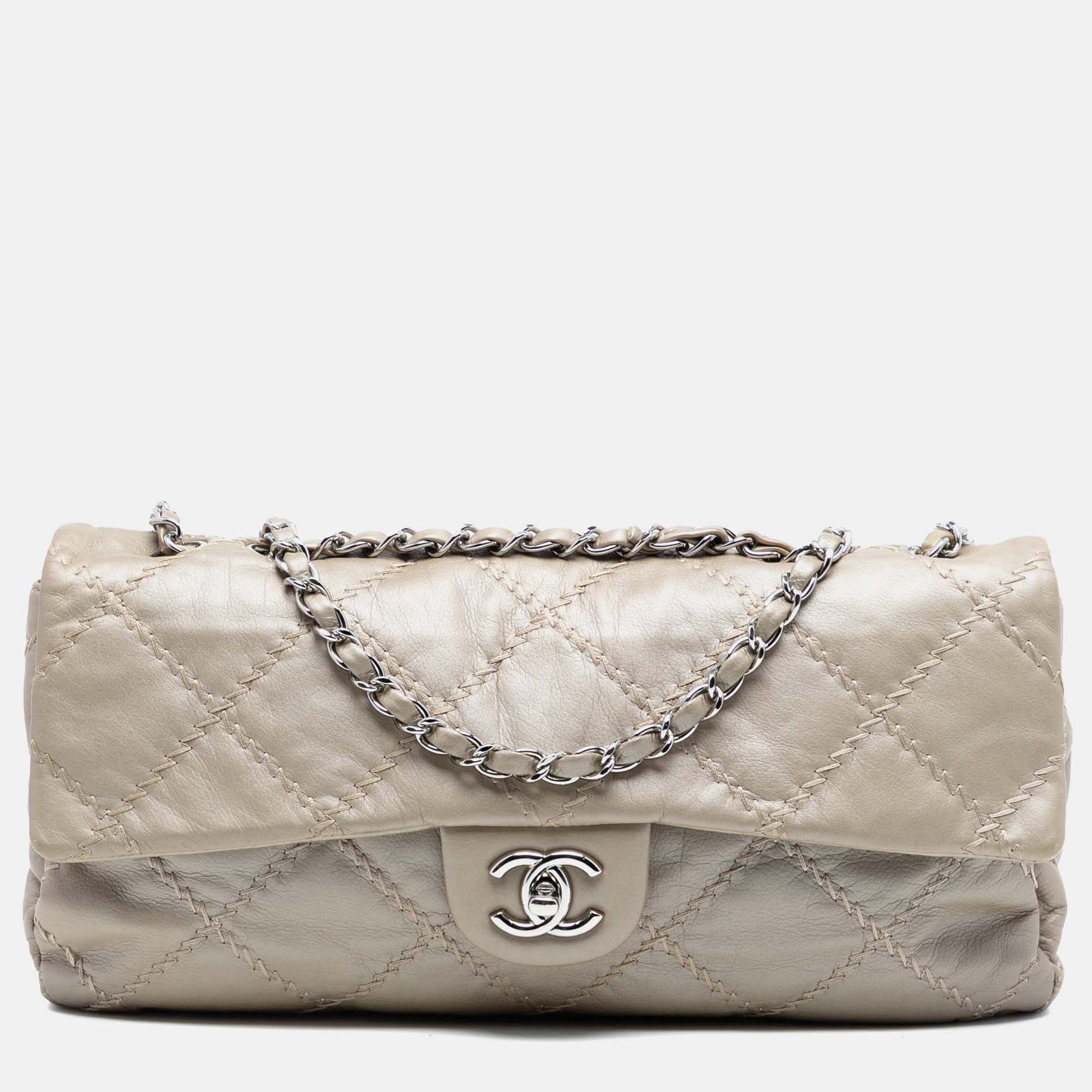 

Chanel Brown Jumbo Quilted Calfskin Ultra Stitch Flap