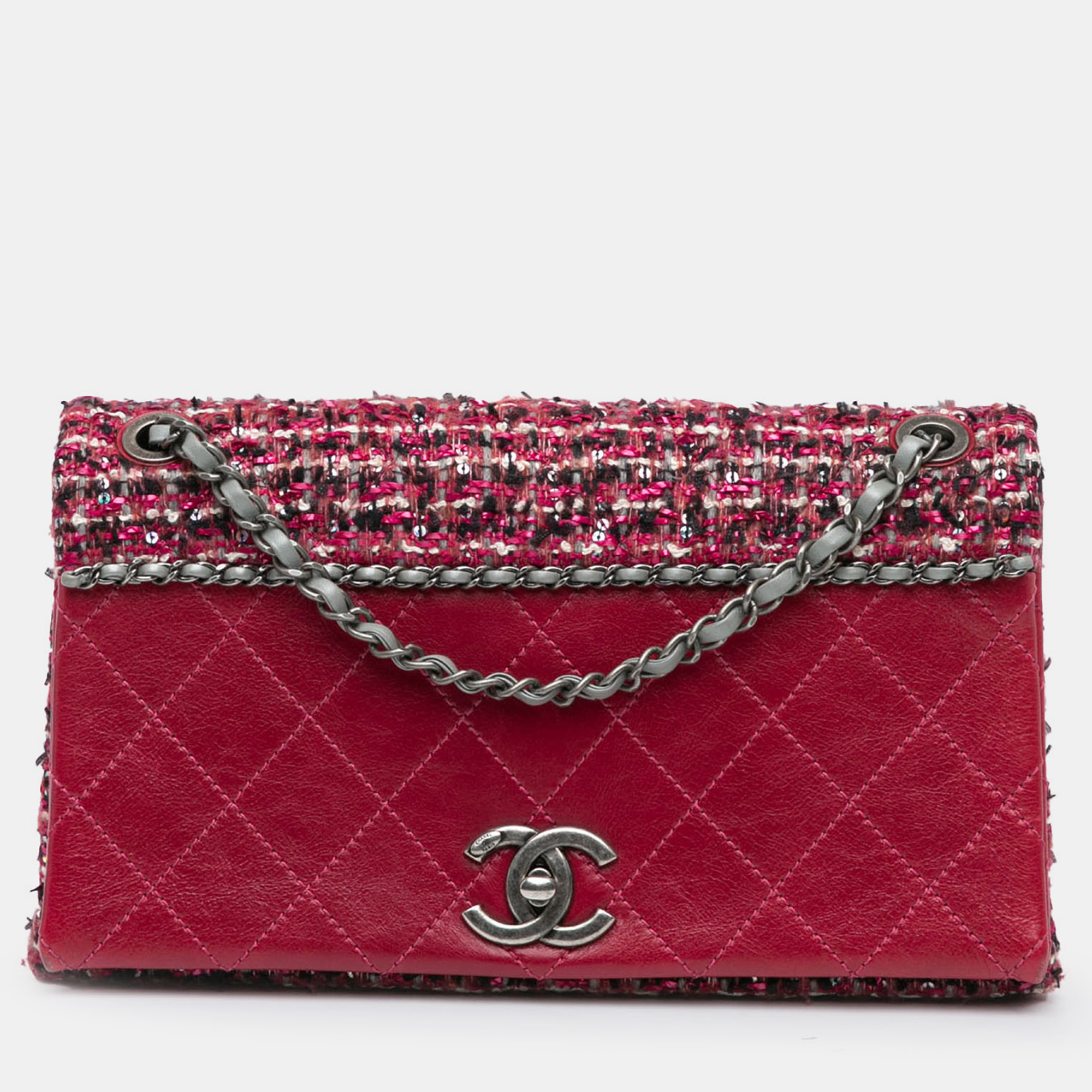 

Chanel Red CC Lambskin and Tweed Flap