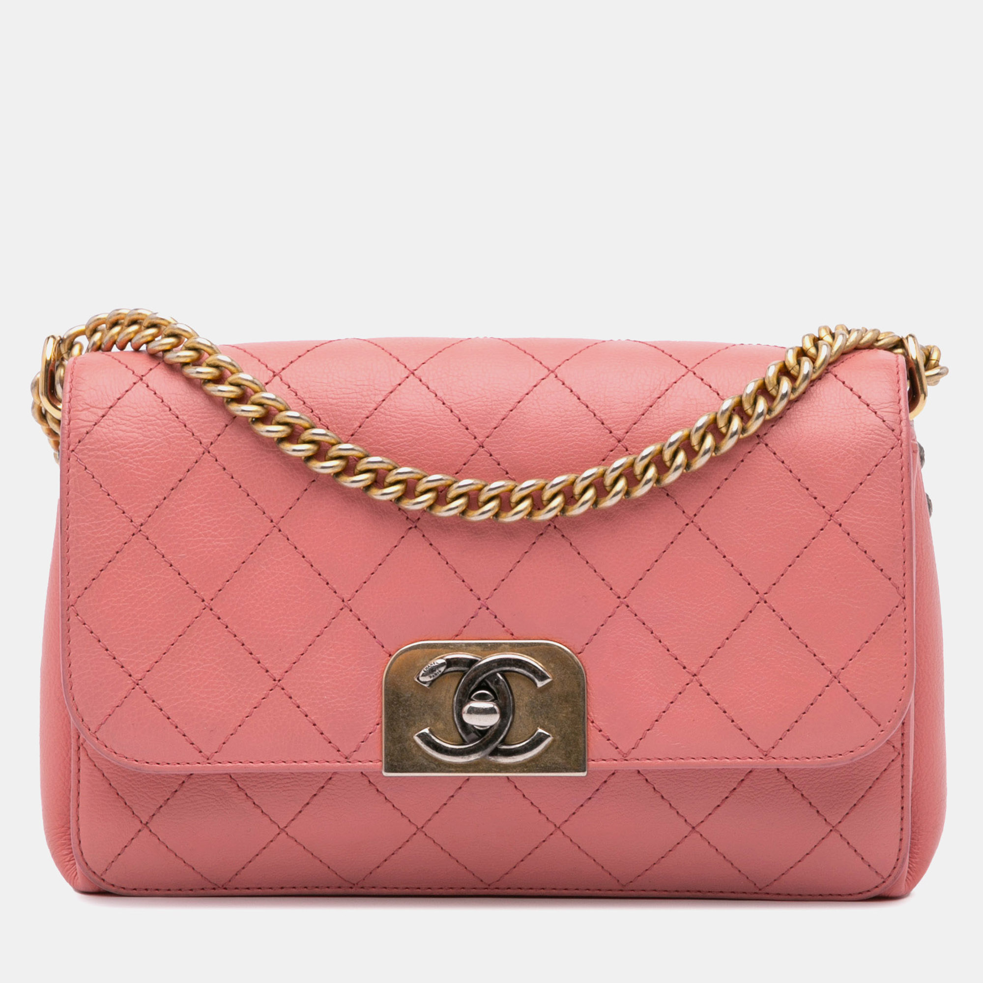 

Chanel Pink Quilted Calfskin Straight Lined Flap