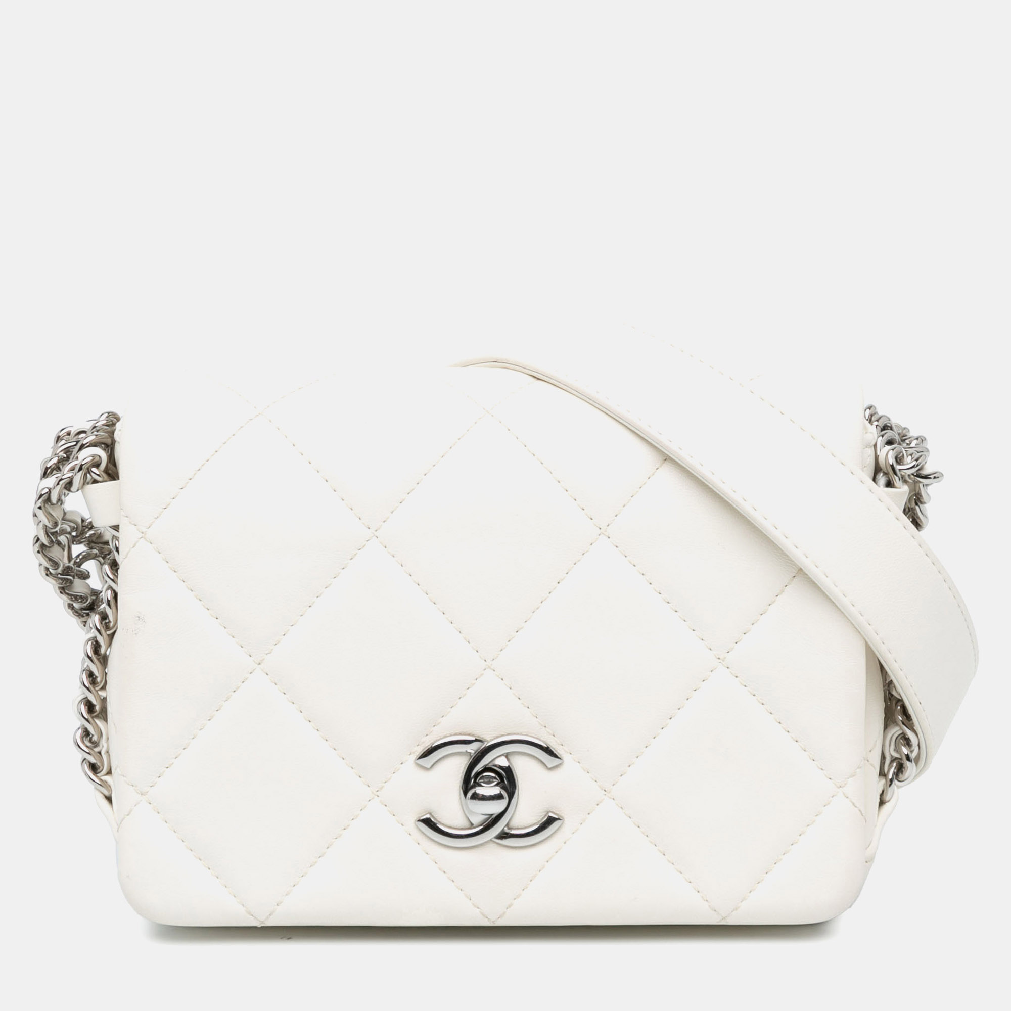 

Chanel White Mini Quilted Lambskin Chain Rows Flap