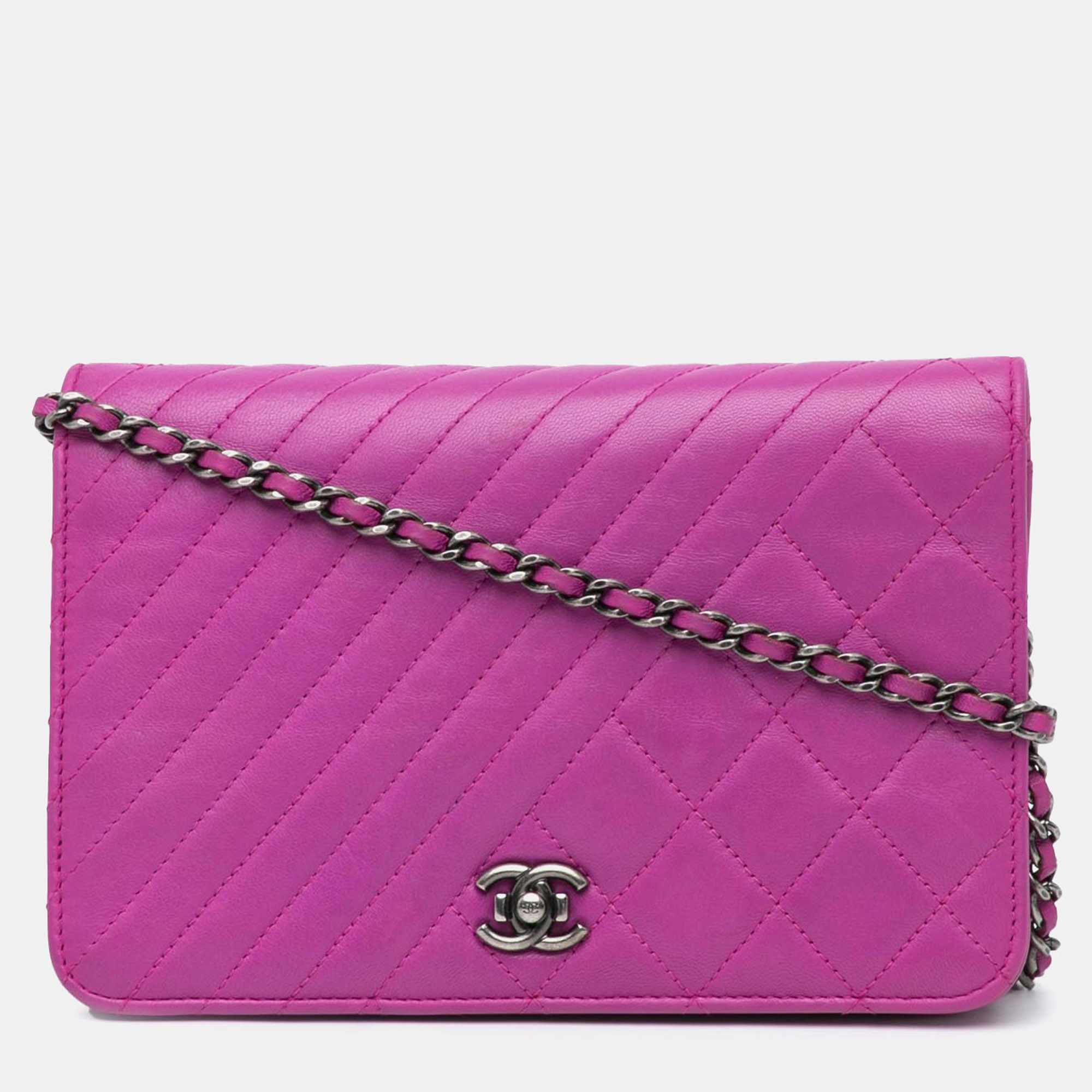 

Chanel Purple Lambskin Coco Boy Wallet On Chain