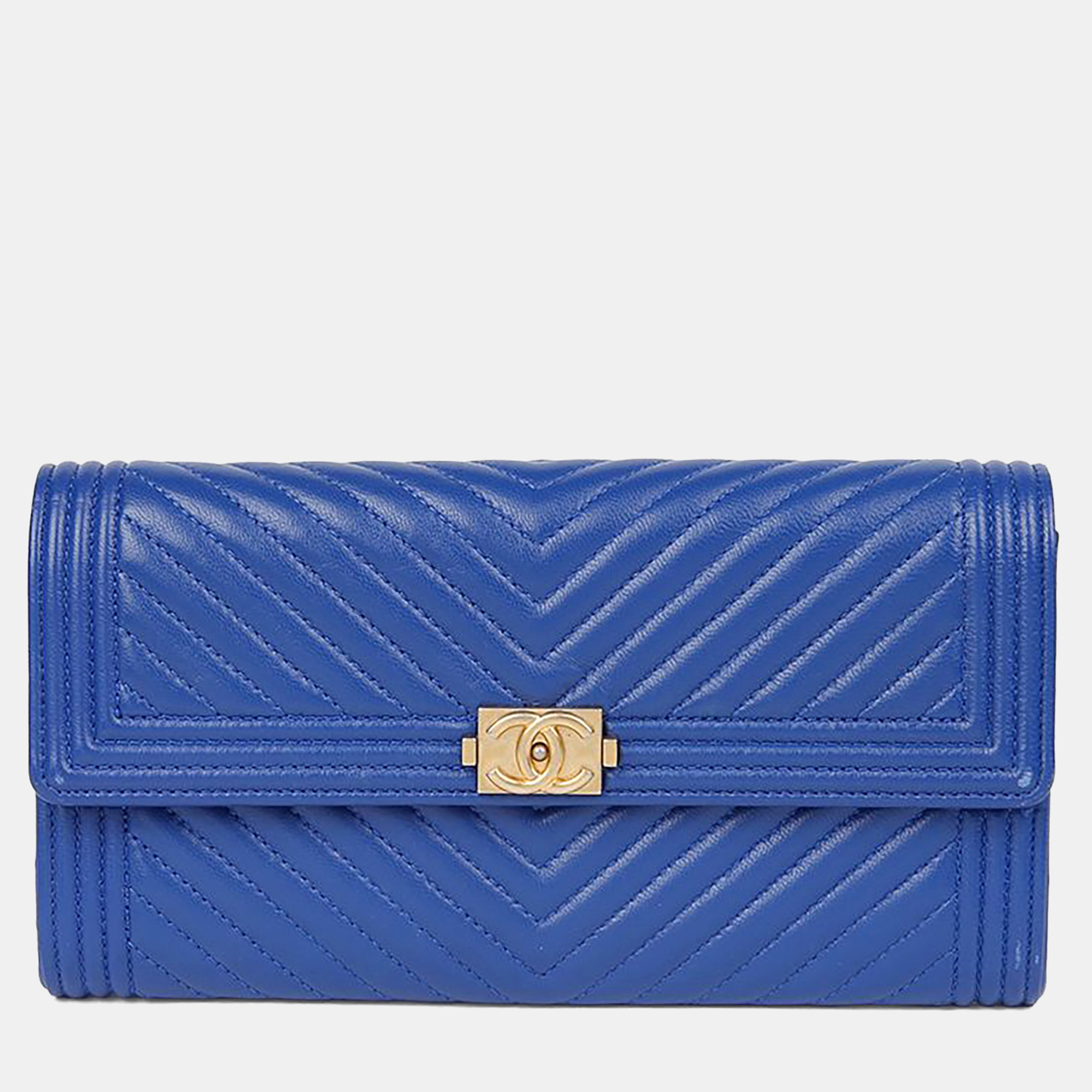 

Chanel Boy Classic Long Blue Lambskin Wallet