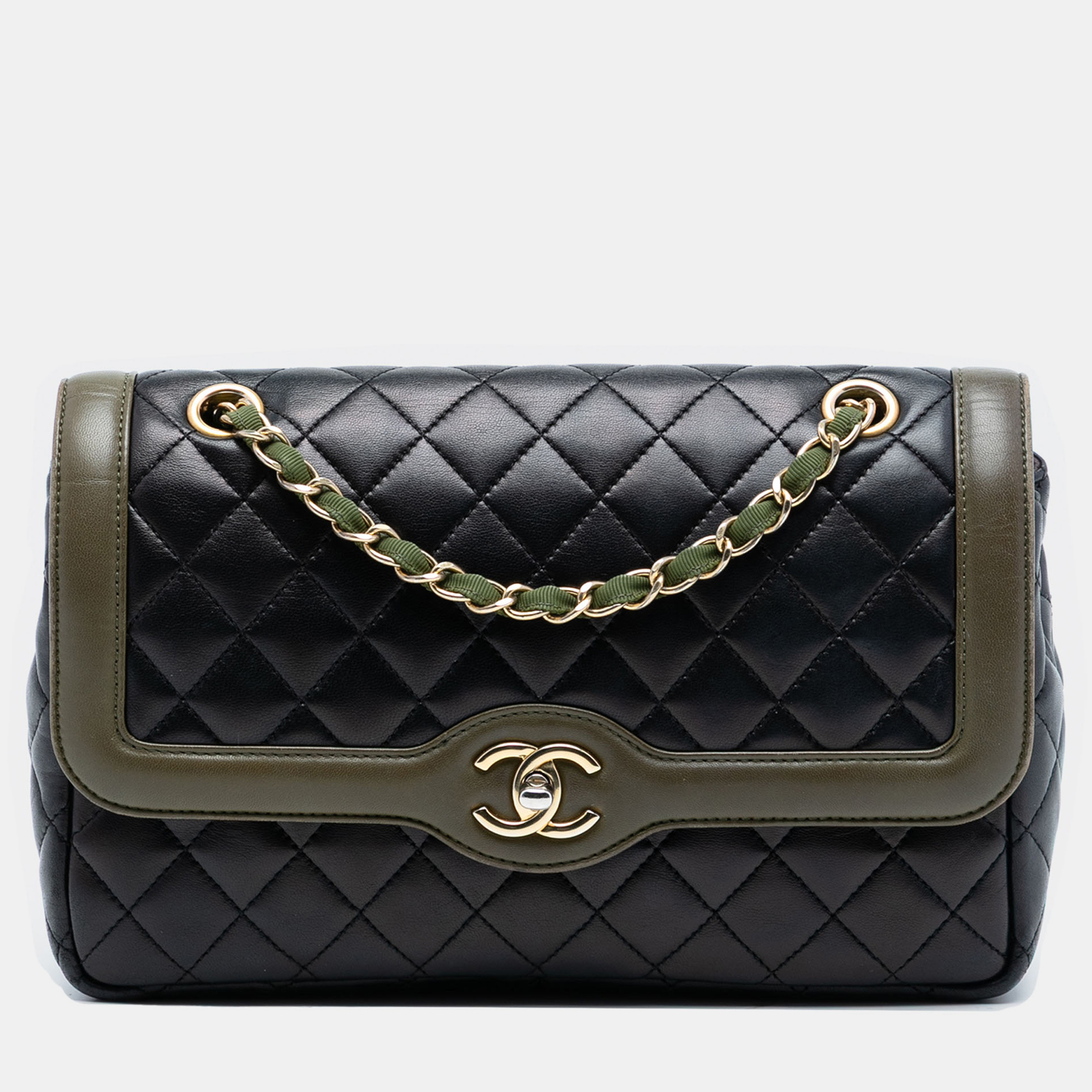 

Chanel Black Green Medium Quilted Lambskin Two Tone Day Flap