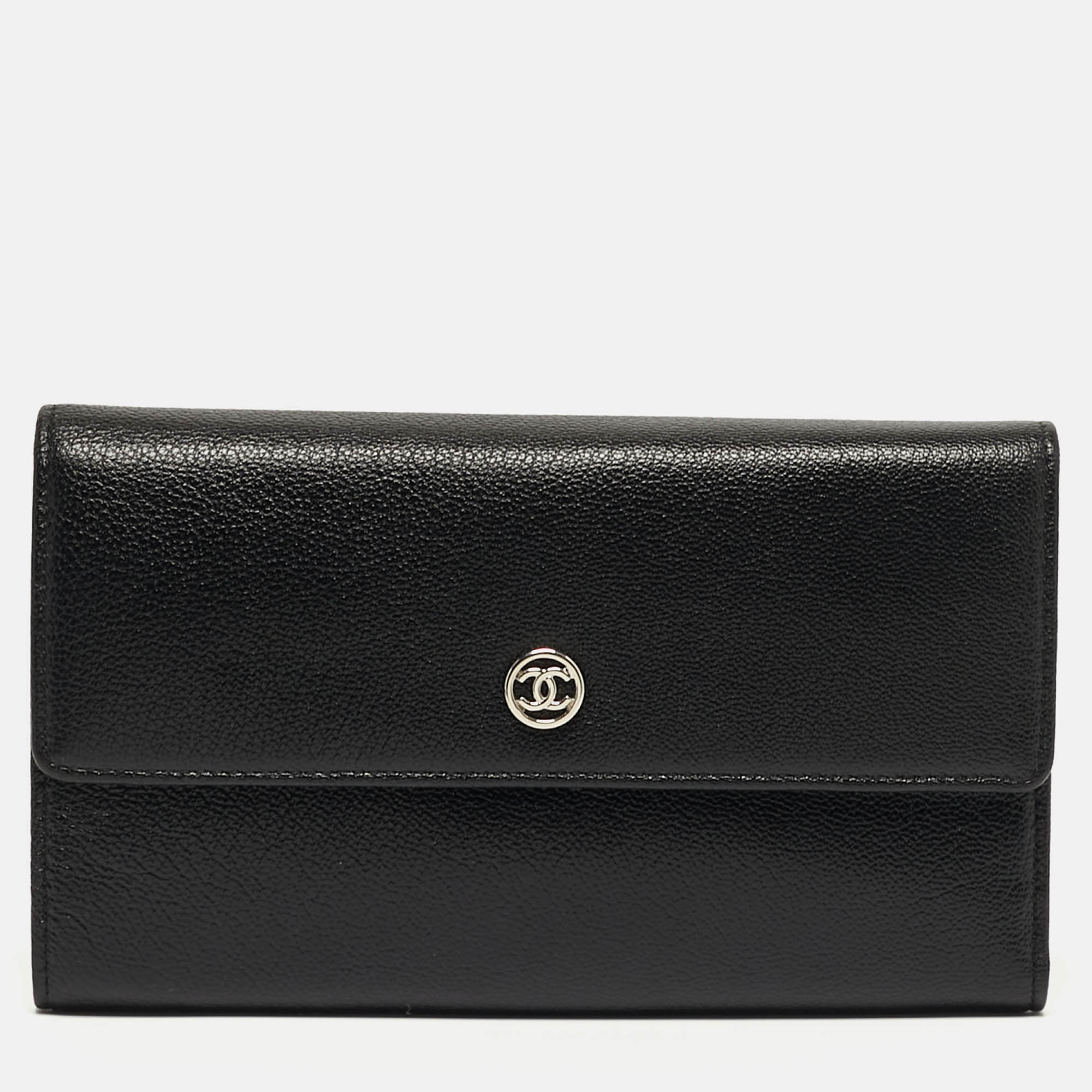 

Chanel CC Black Leather Trifold Wallet