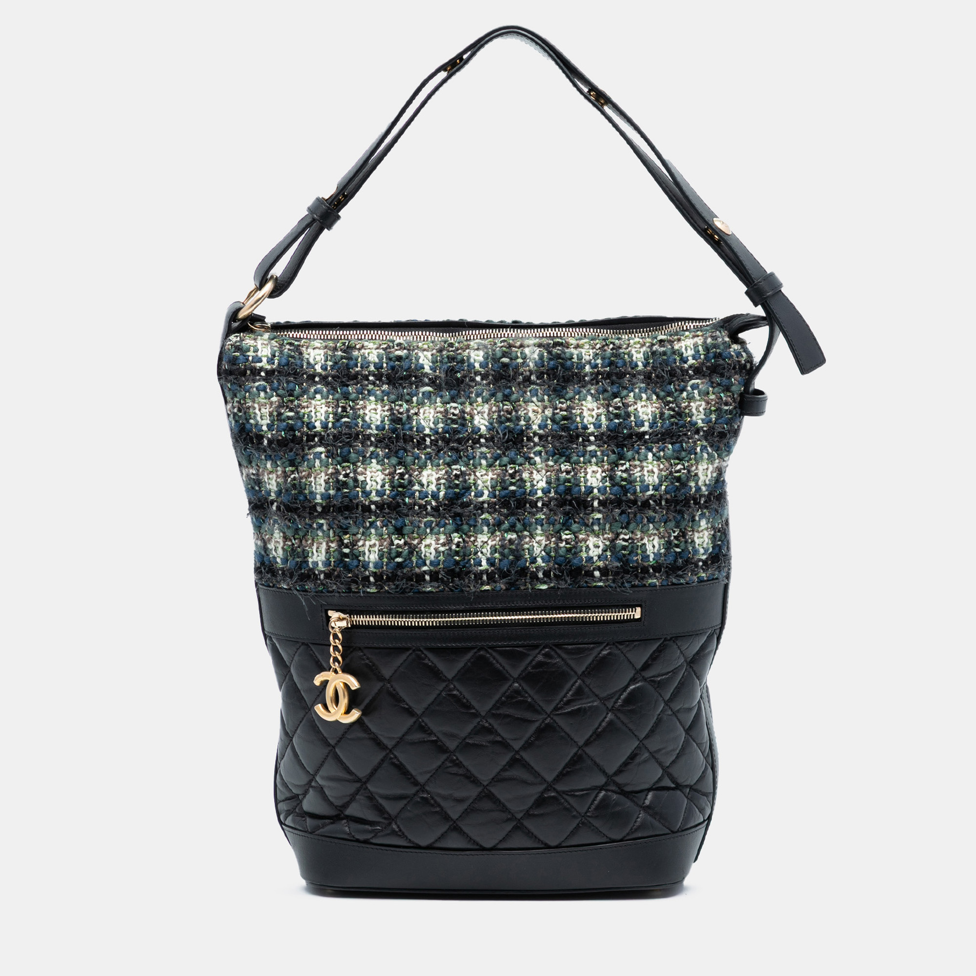 

Chanel Black Green Quilted Aged Calfskin and Tweed Casual Style Hobo