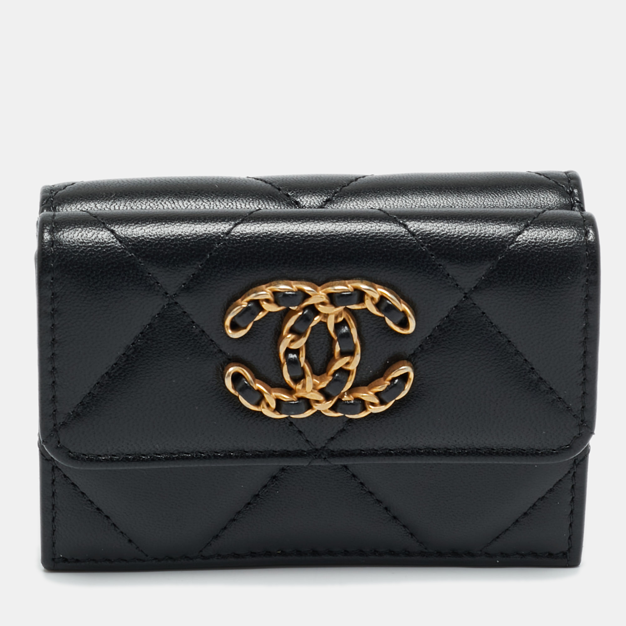 

Chanel Black Quilted Leather 19 Card Case