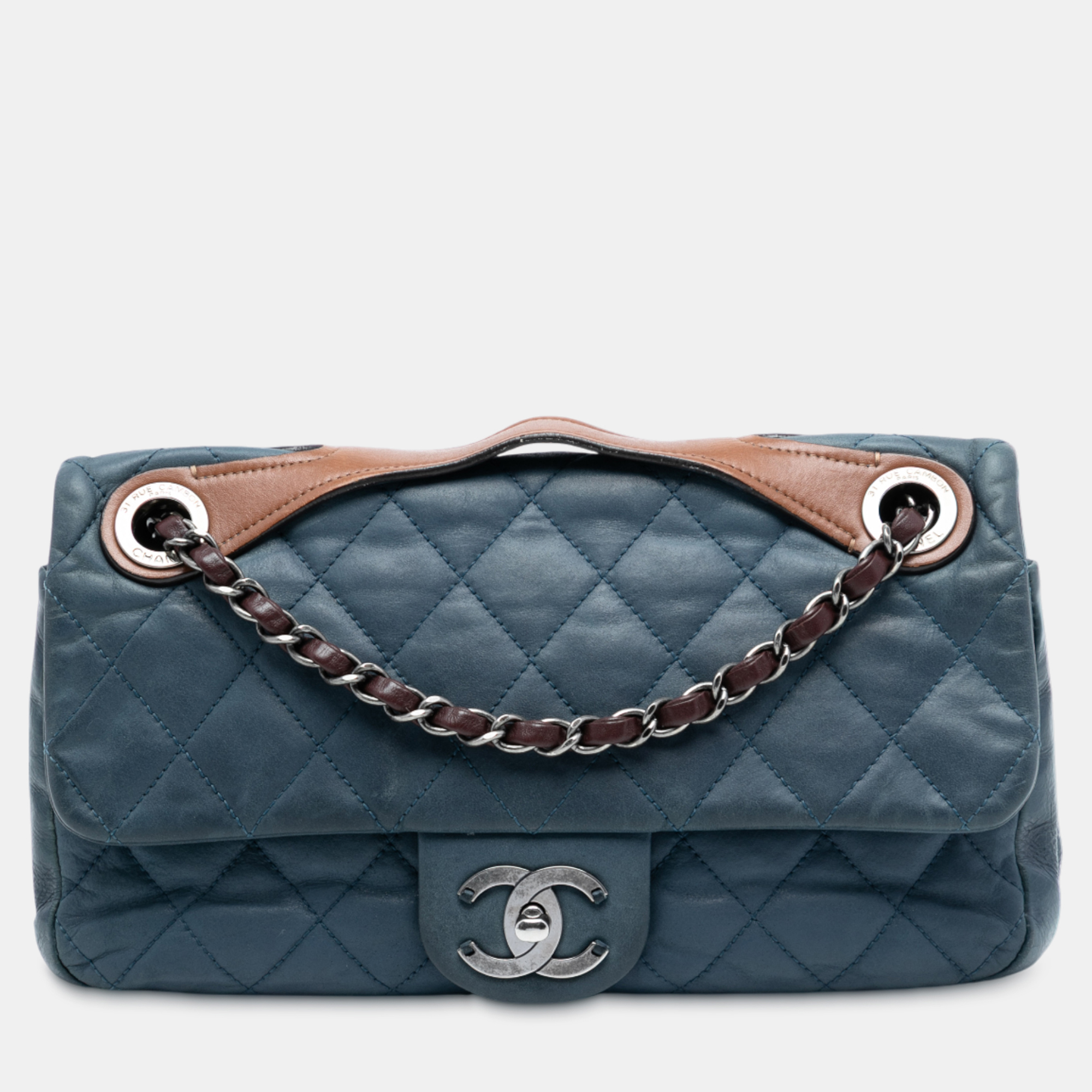 

Chanel Blue Medium Iridescent Calfskin In The Mix Flap