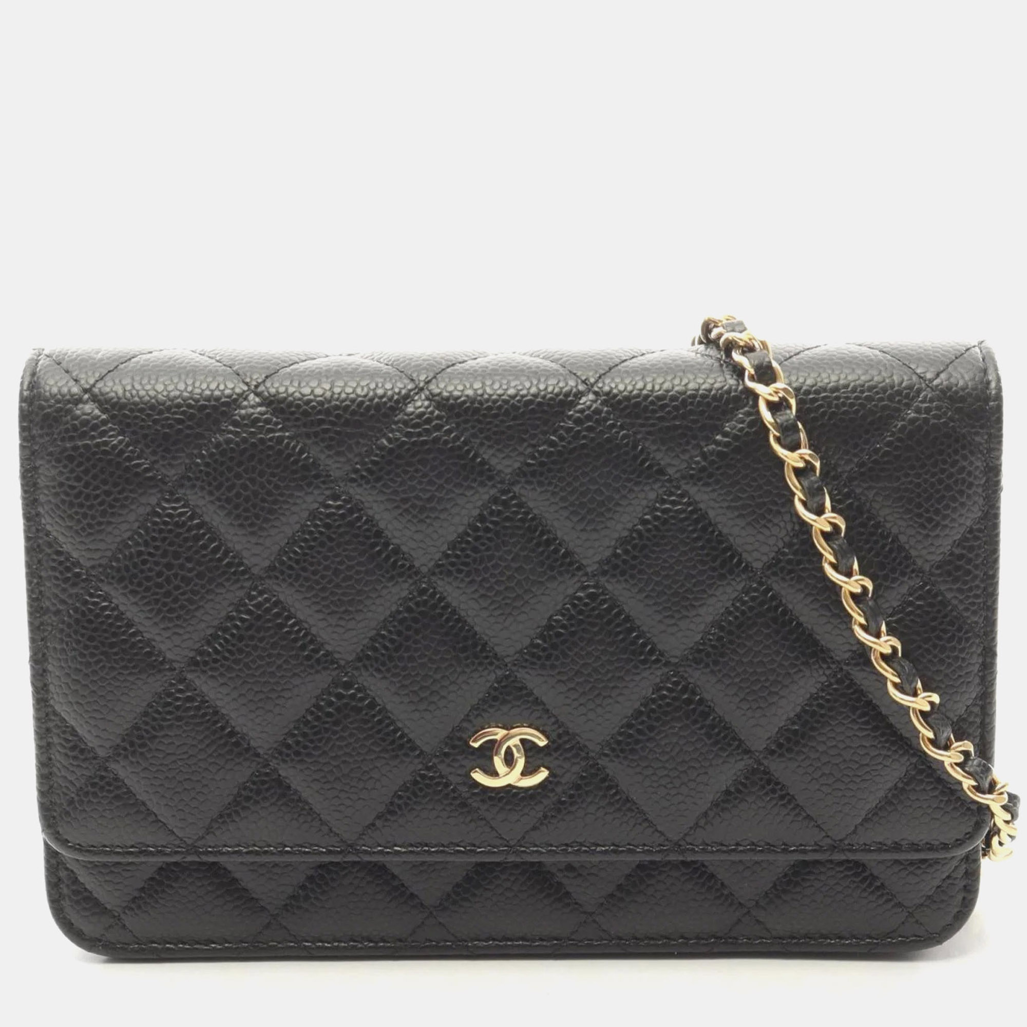 

Chanel Matelasse Shoulder Bag In Calfskin Leather Cowhide Black