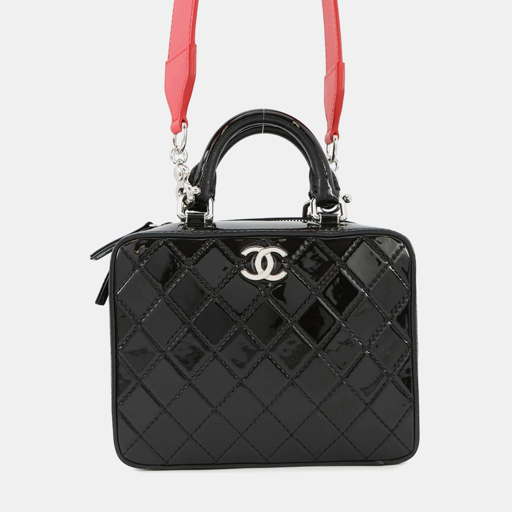 

Chanel Matelasse Handbag With Coco Mark And Patent Vanity Design Black