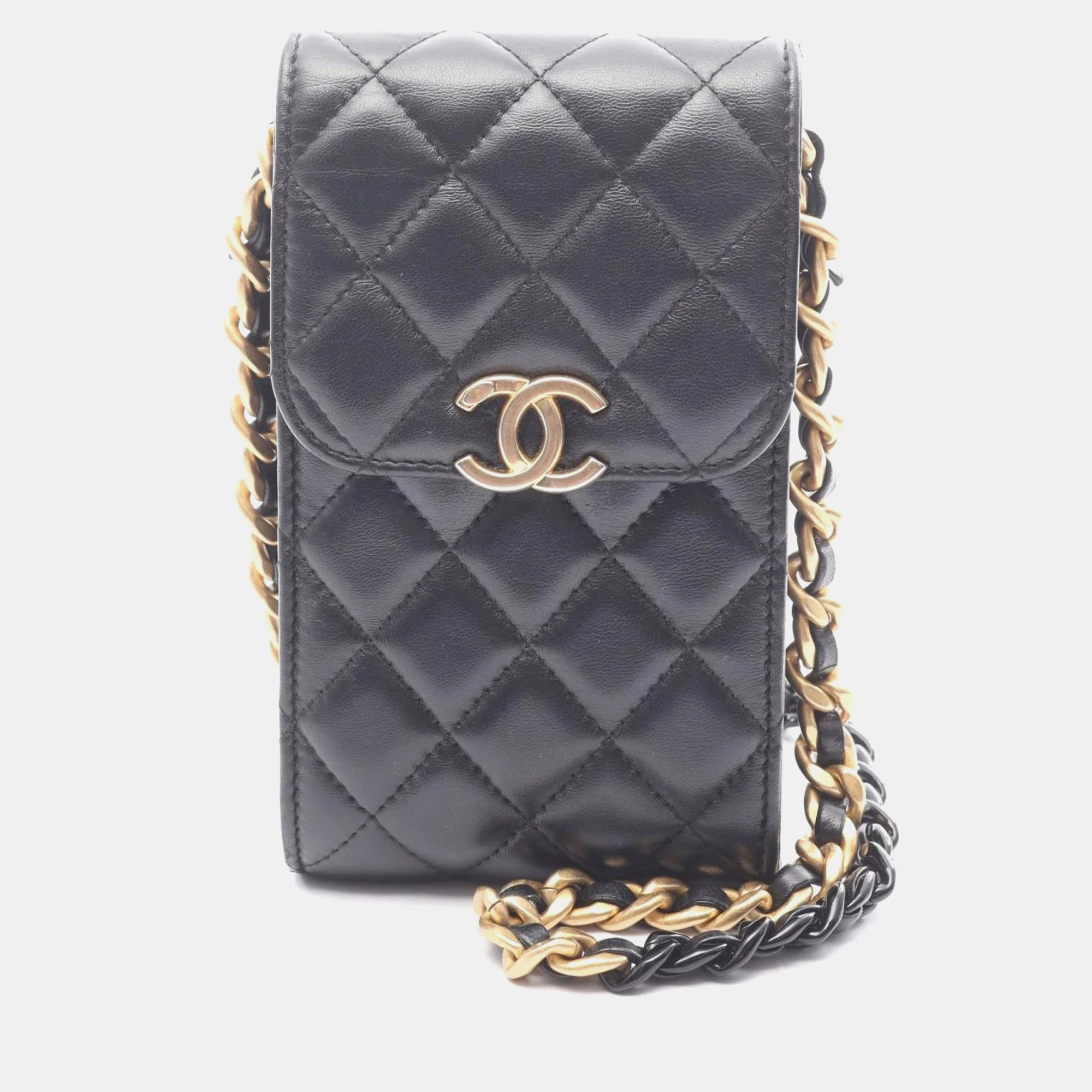 

Chanel Matelasse Shoulder Bag Leather Black