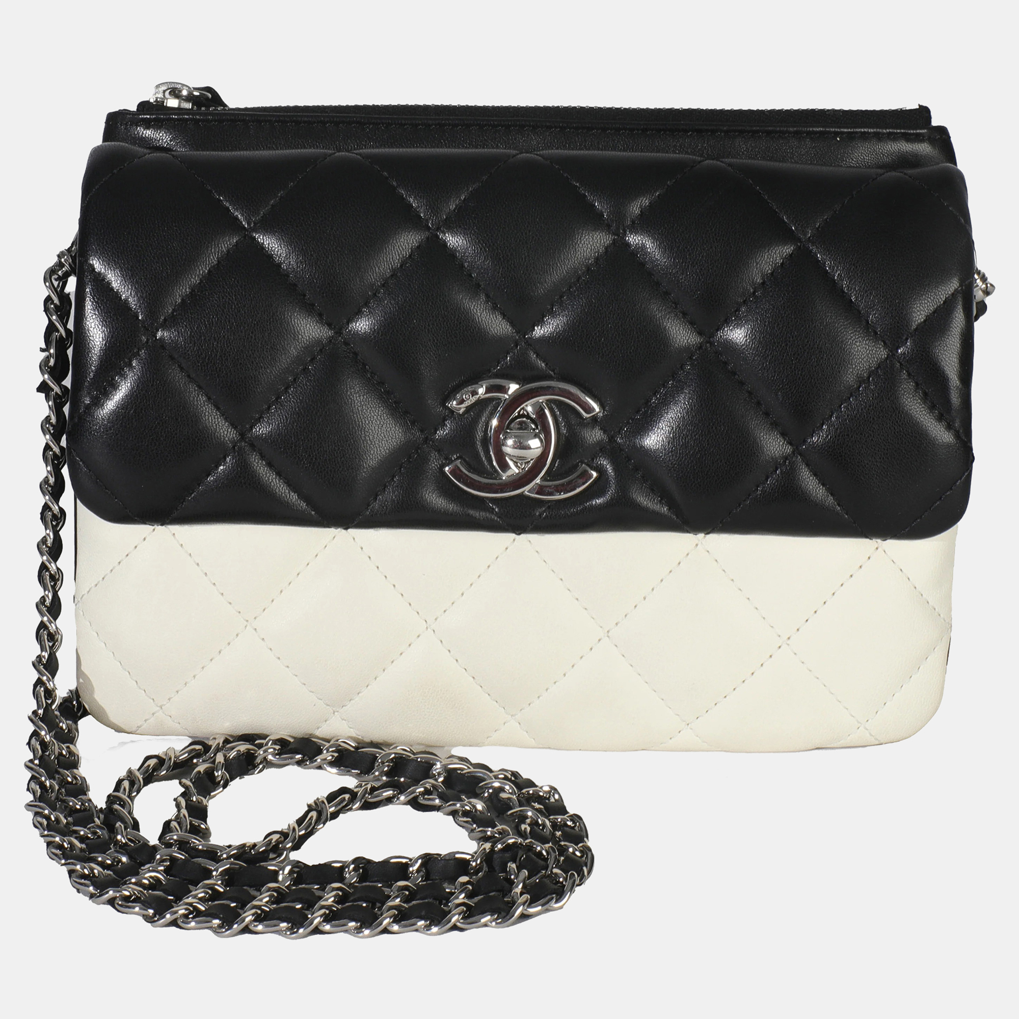 

Chanel Black/White Quilted Lambskin Front Pocket Chain Flap Bag