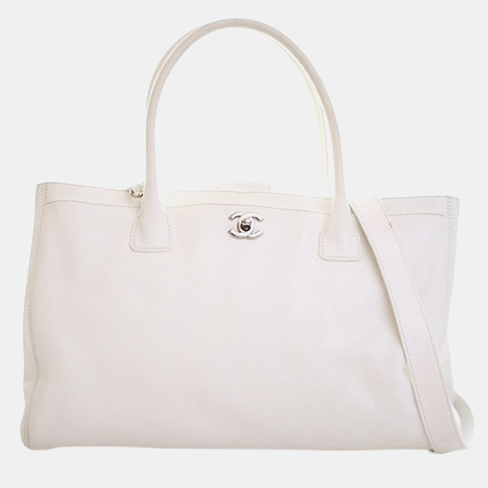 

Chanel White Medium Calfskin Executive Cerf Tote