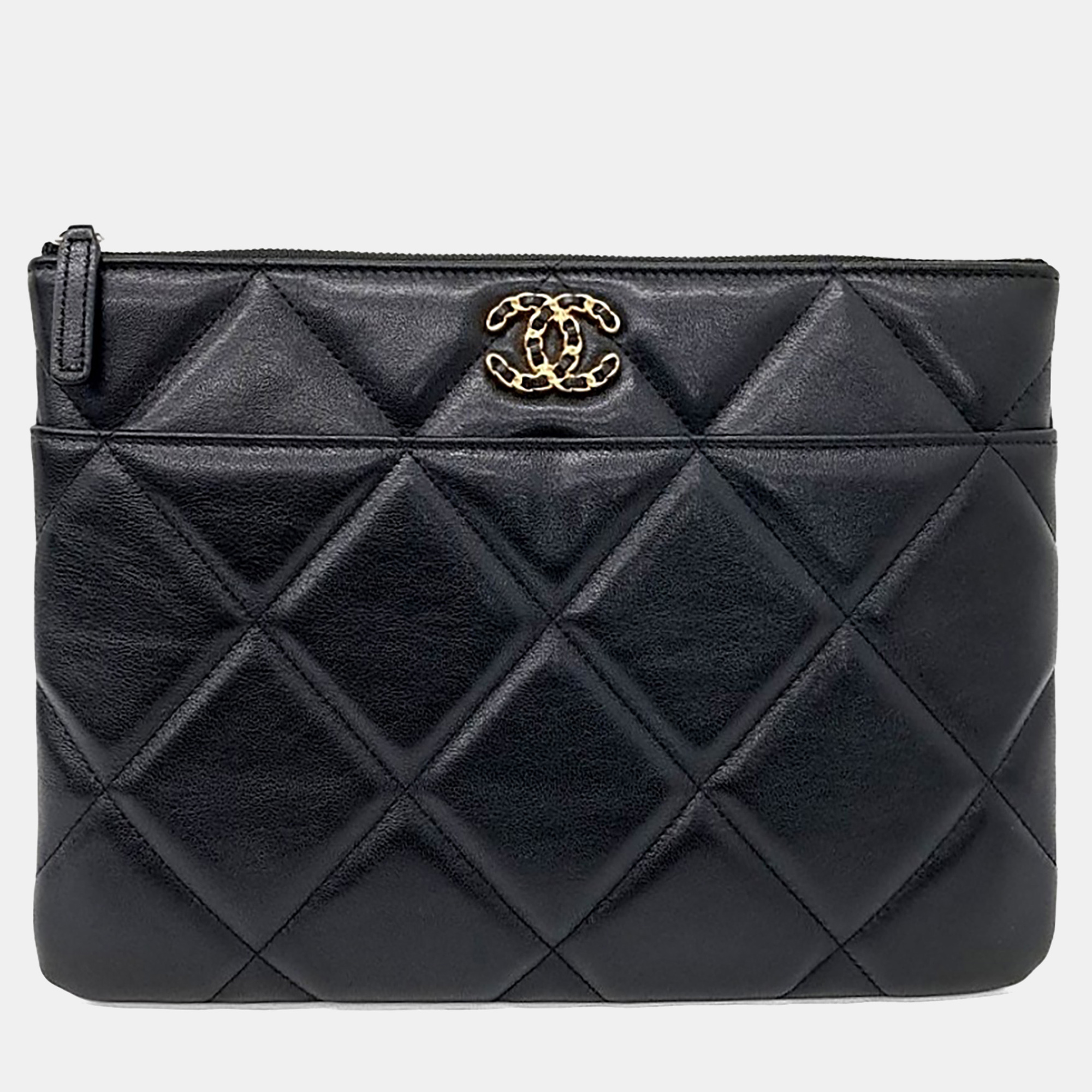 

Chanel Black Leather 19 Clutch New Medium