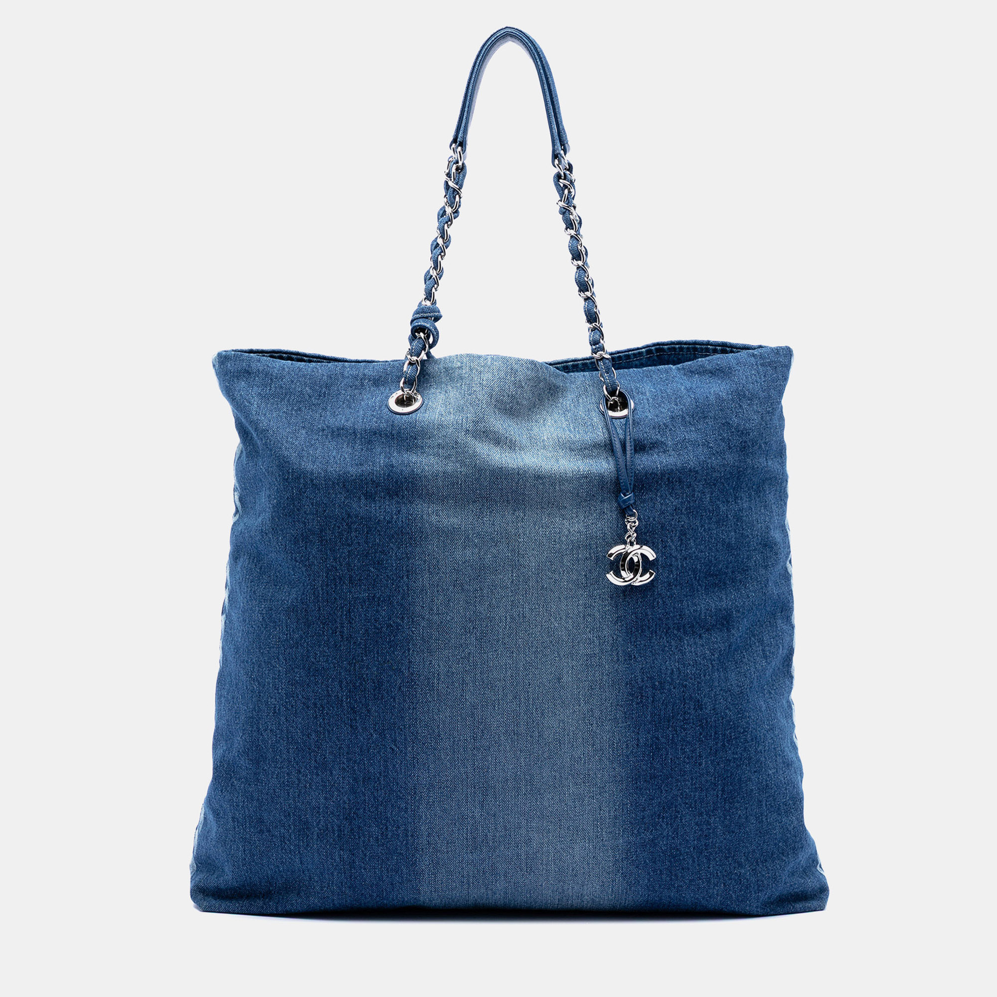 

Chanel Blue Printed Denim Shopping Tote